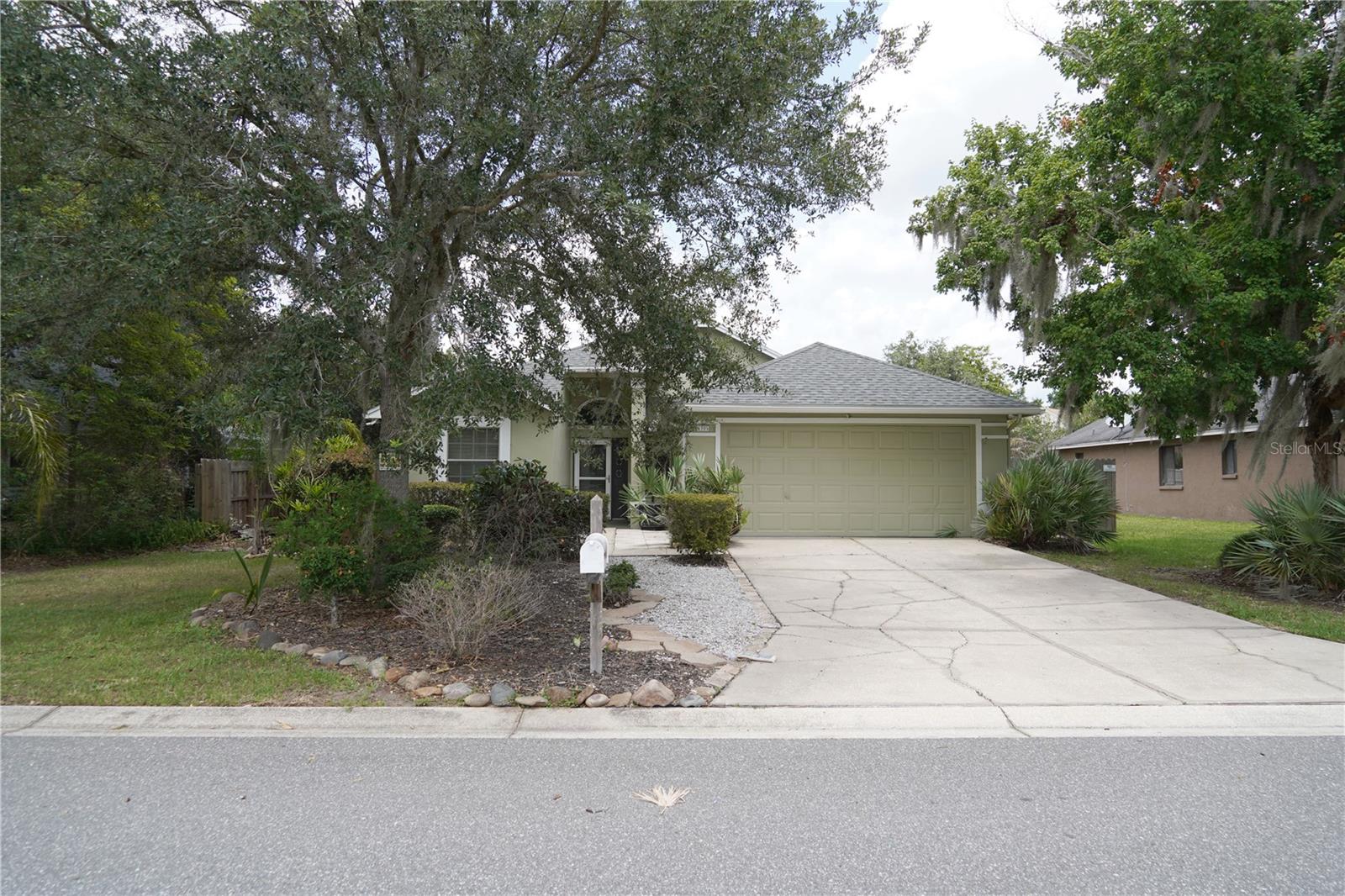 4304 BARRET AVE — photo 32