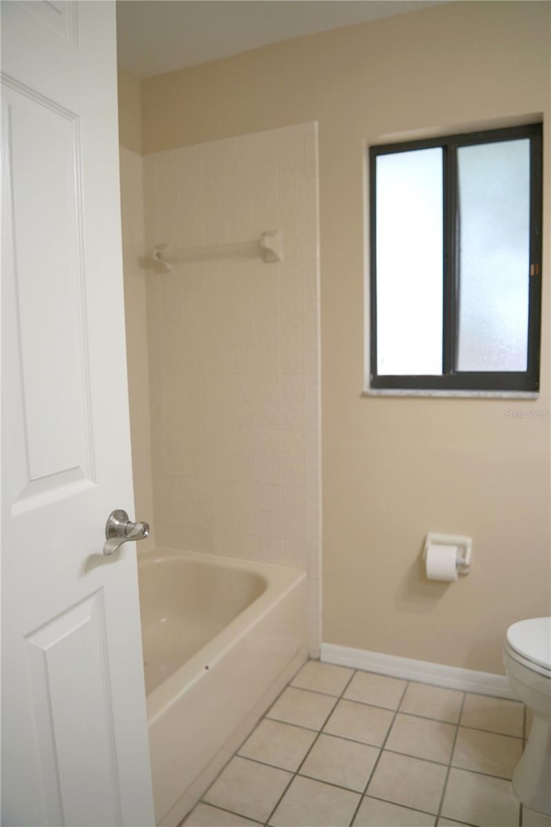 4304 BARRET AVE — photo 17