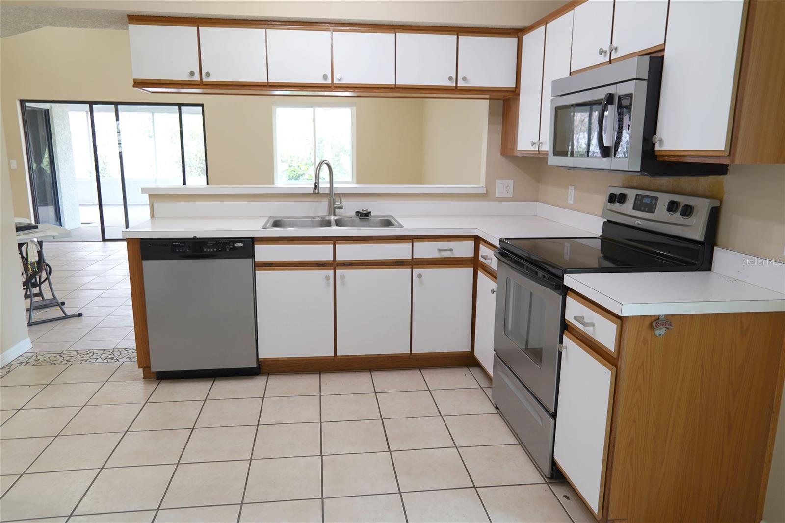 4304 BARRET AVE — photo 9