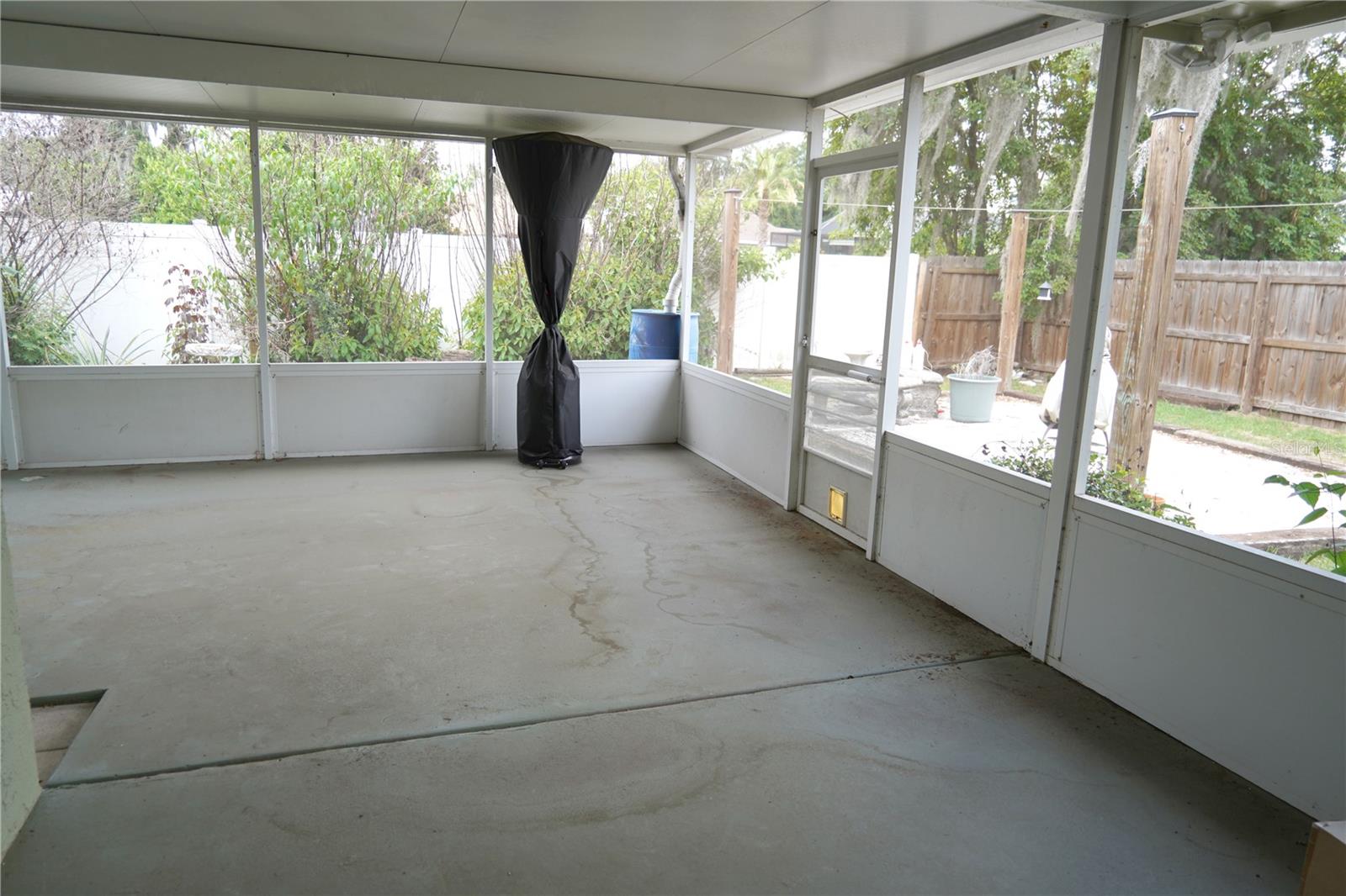 4304 BARRET AVE — photo 11