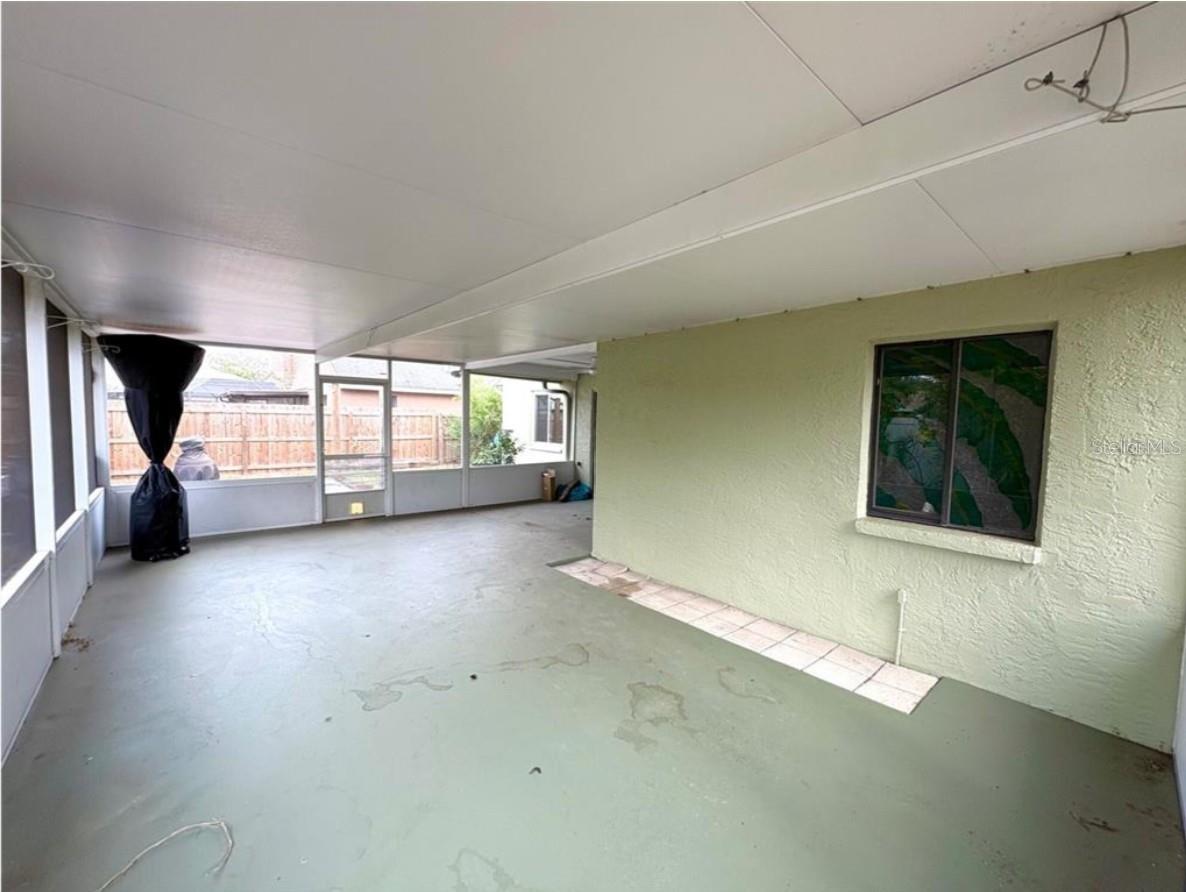 4304 BARRET AVE — photo 22