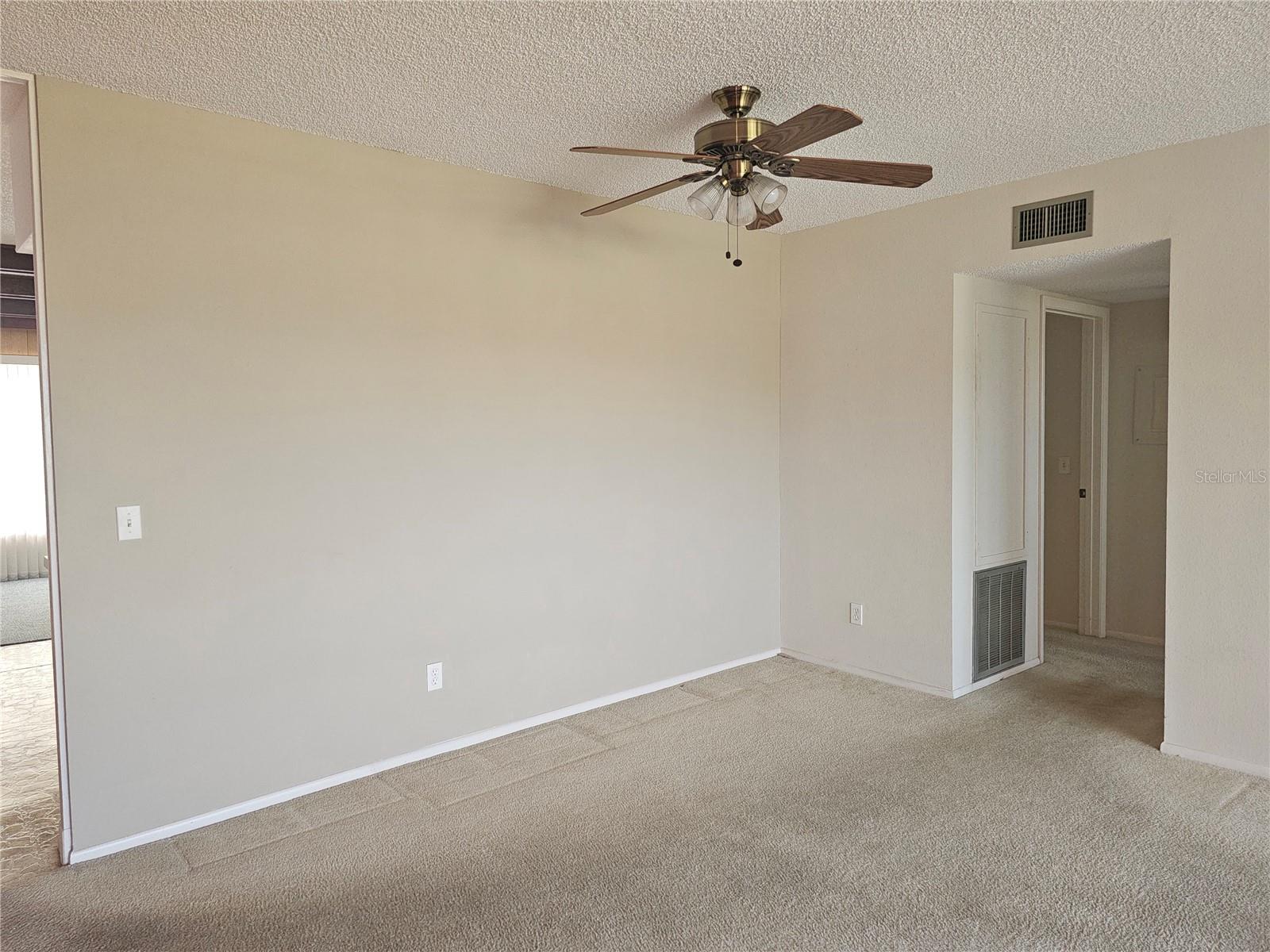 2284 PHILIPPINE DR #39 — photo 7