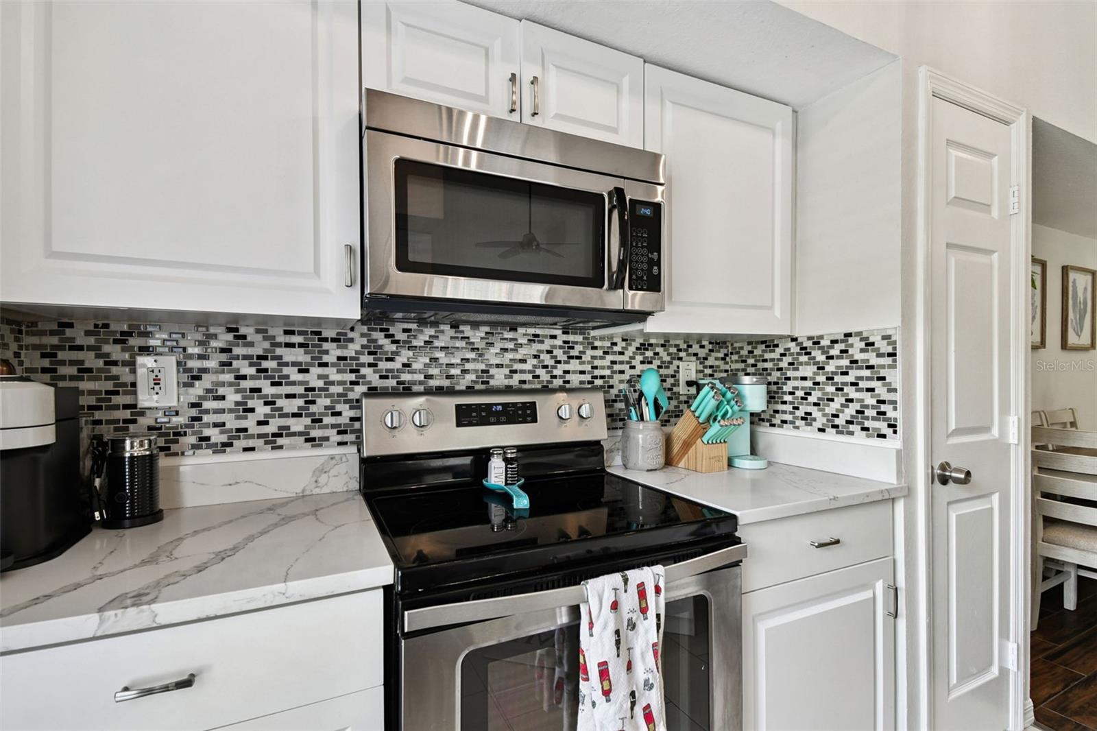 9064 LAKE CHASE ISLAND WAY — photo 19