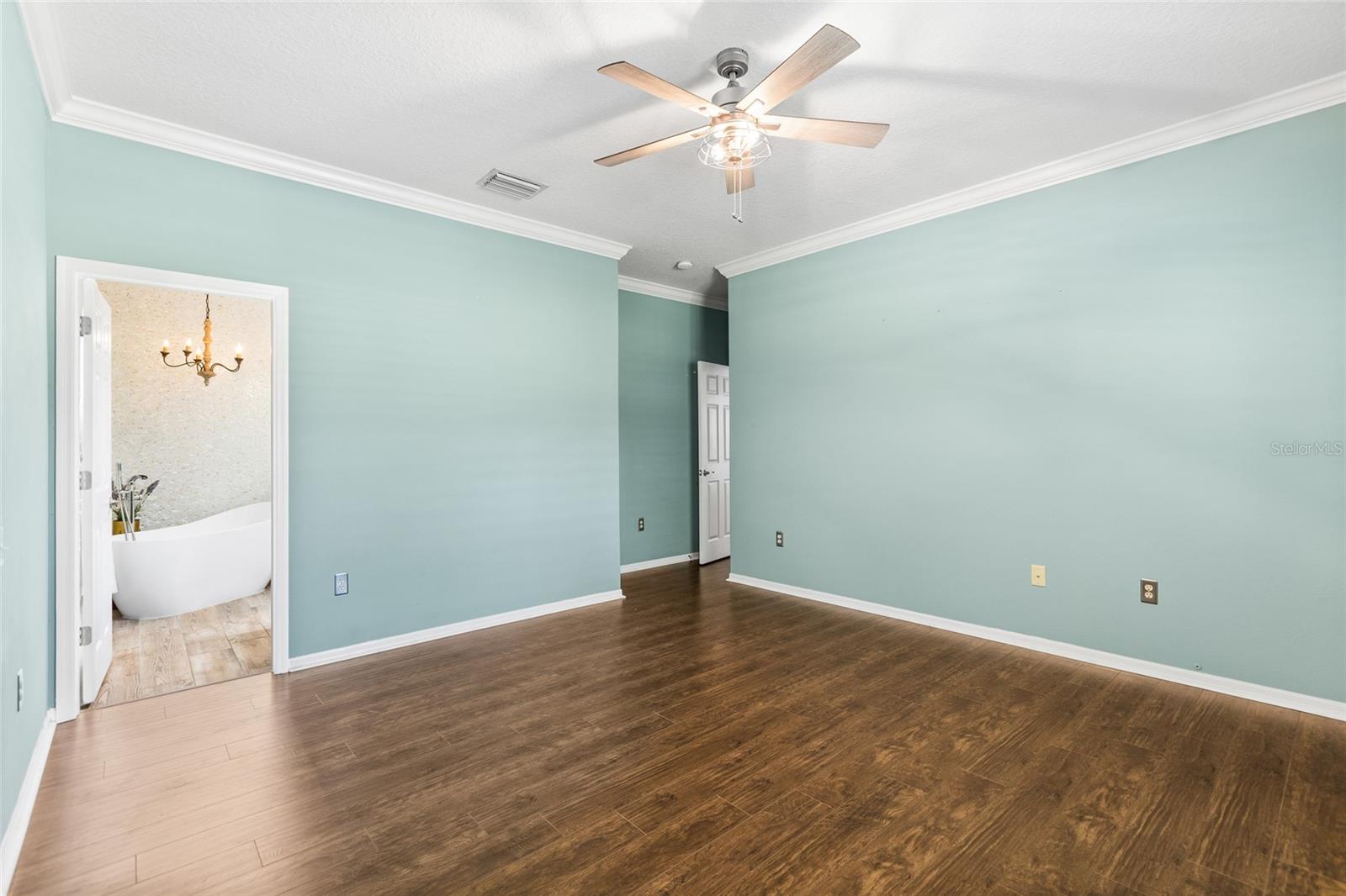 19218 SEA MIST LN — photo 36