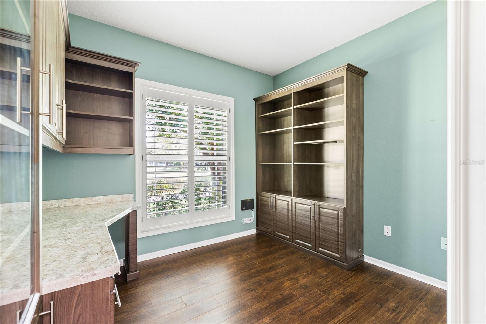 19218 SEA MIST LN — photo 32