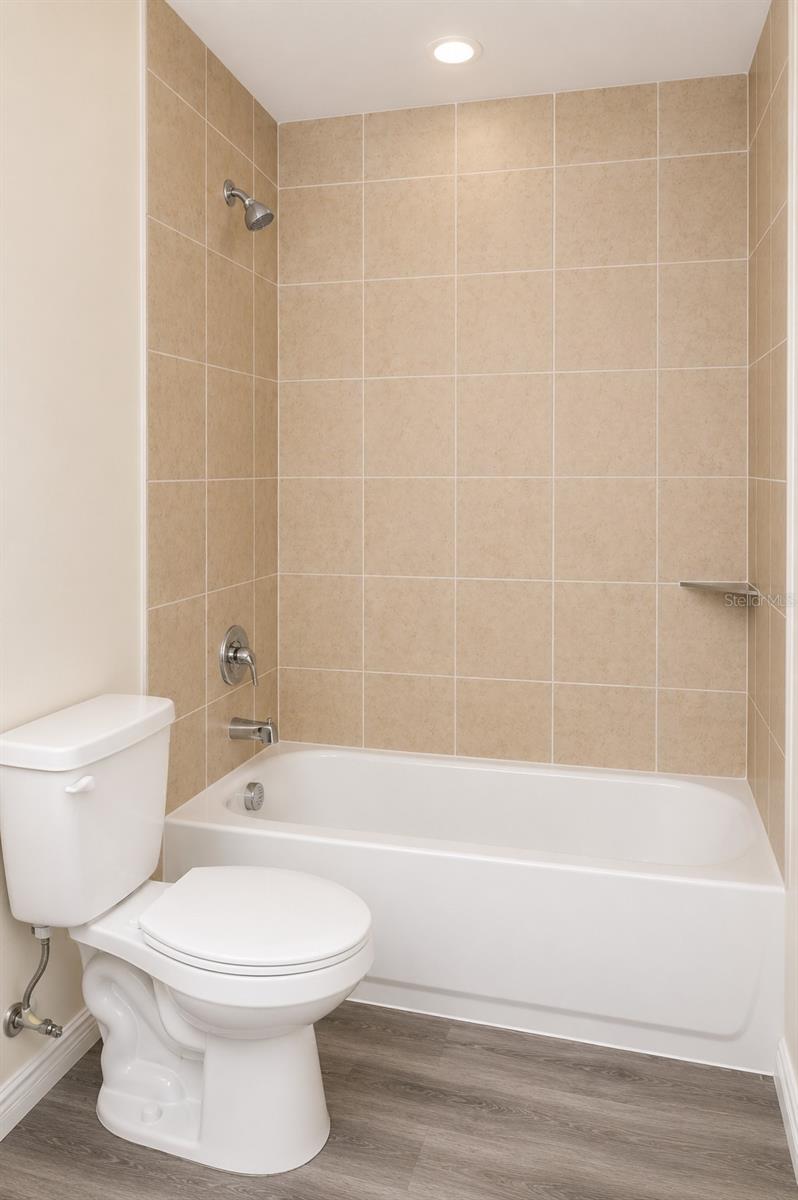 4341 CAMBIO GARDENS CT — photo 27