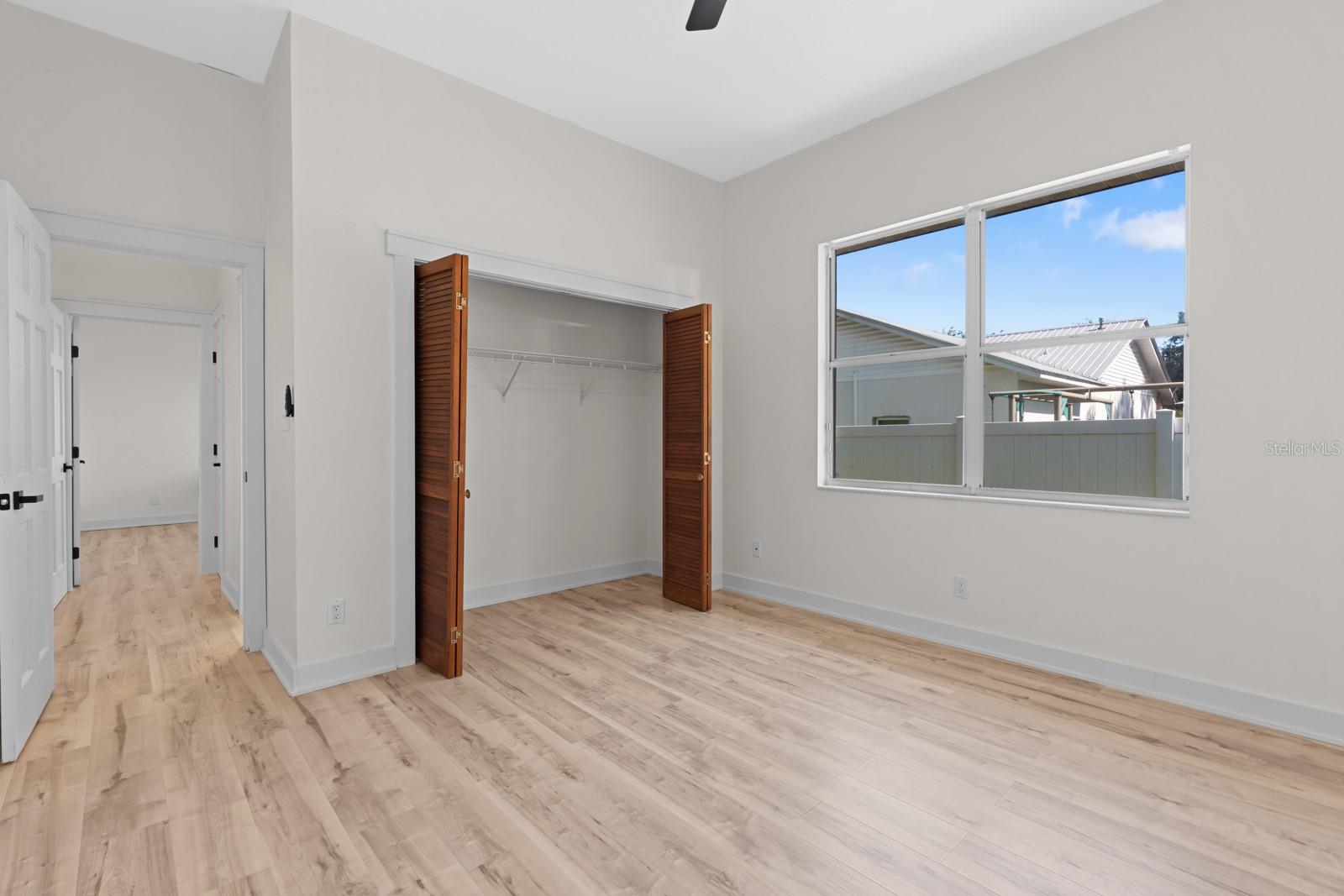 512 CAULDER PARK RD — photo 31