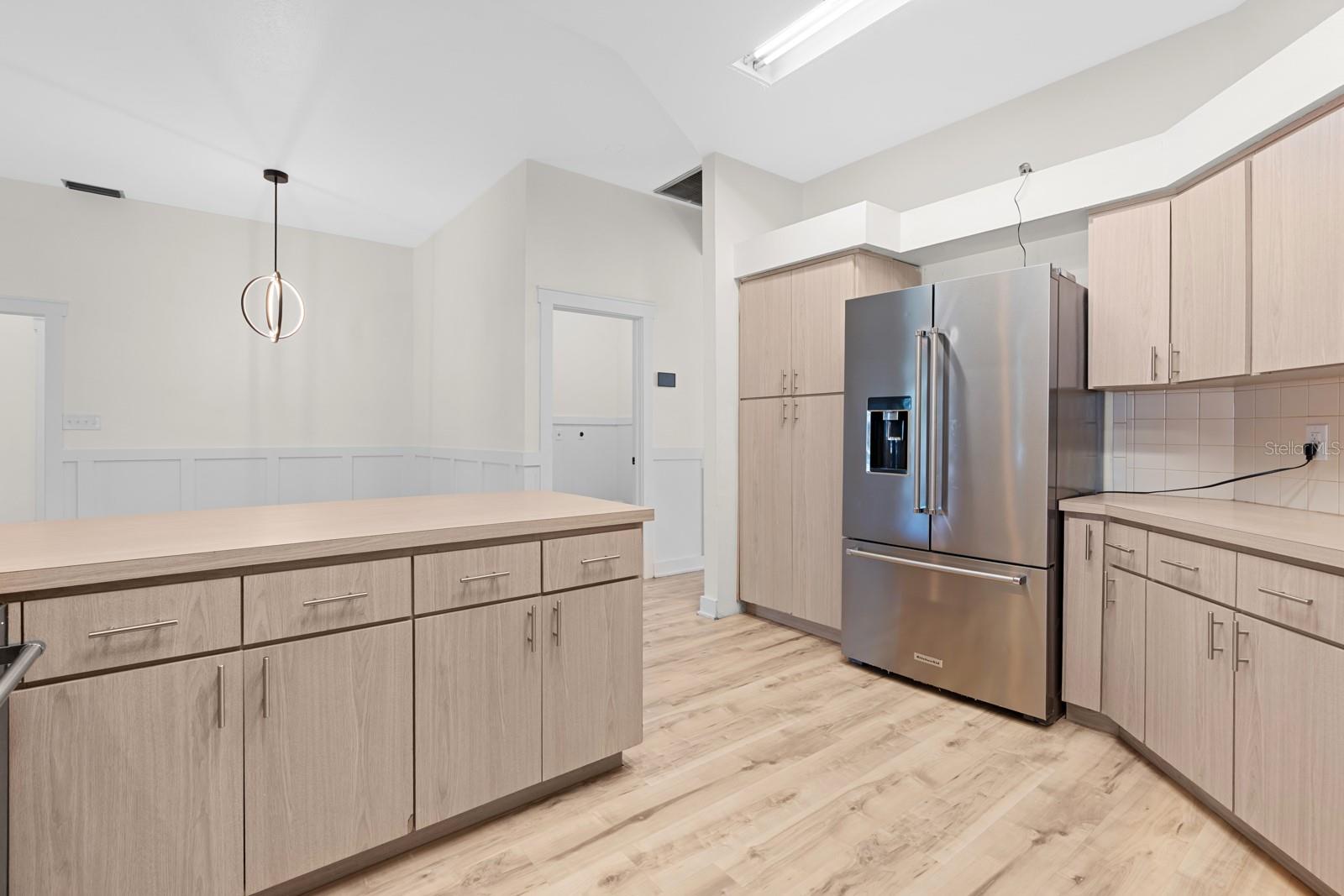 512 CAULDER PARK RD — photo 20