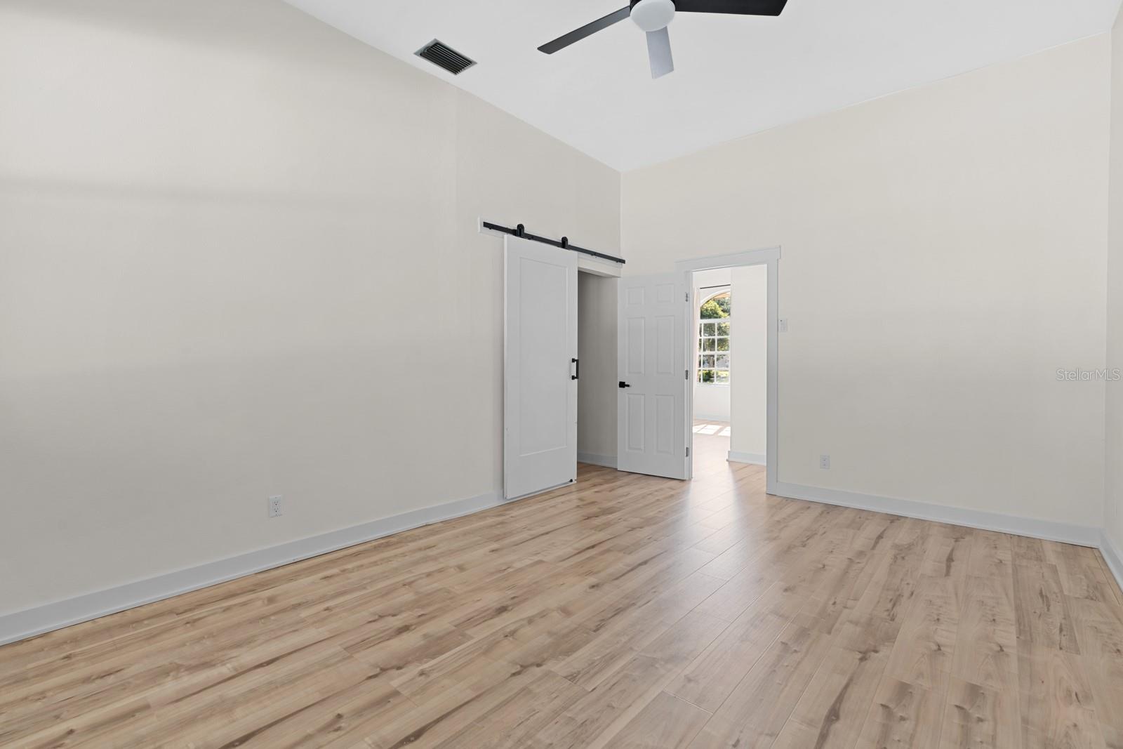512 CAULDER PARK RD — photo 8