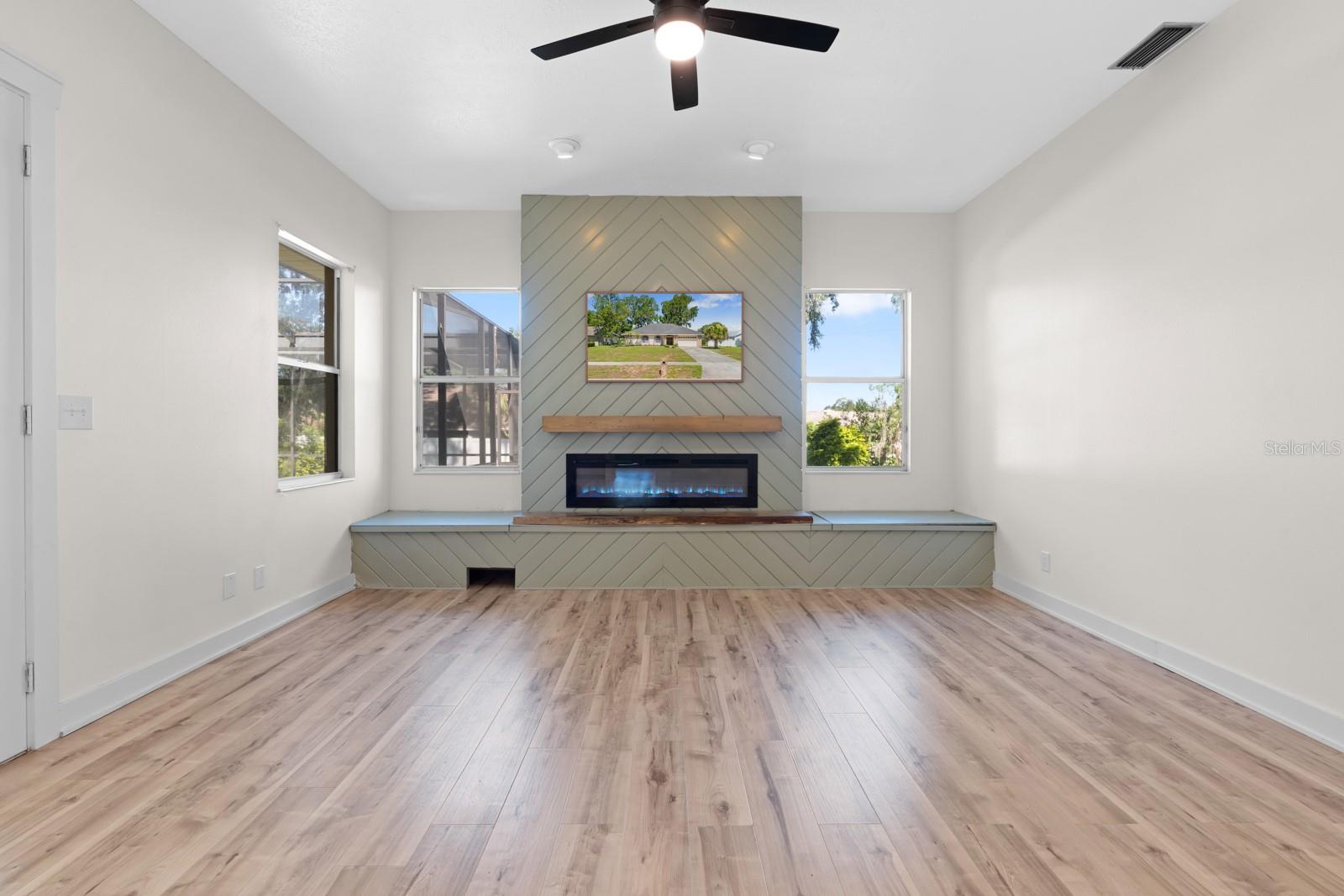 512 CAULDER PARK RD — photo 23