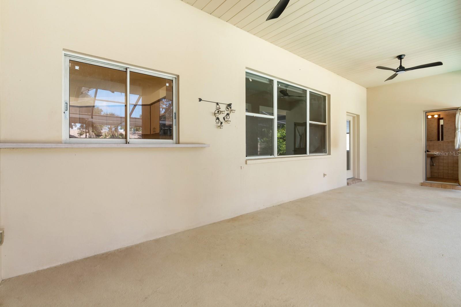 512 CAULDER PARK RD — photo 35