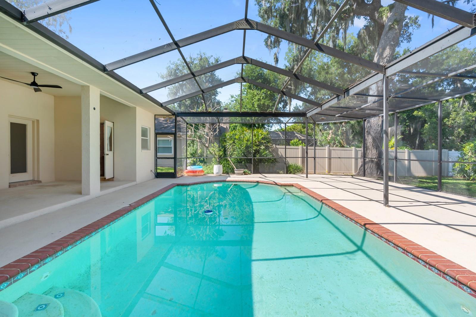 512 CAULDER PARK RD — photo 36