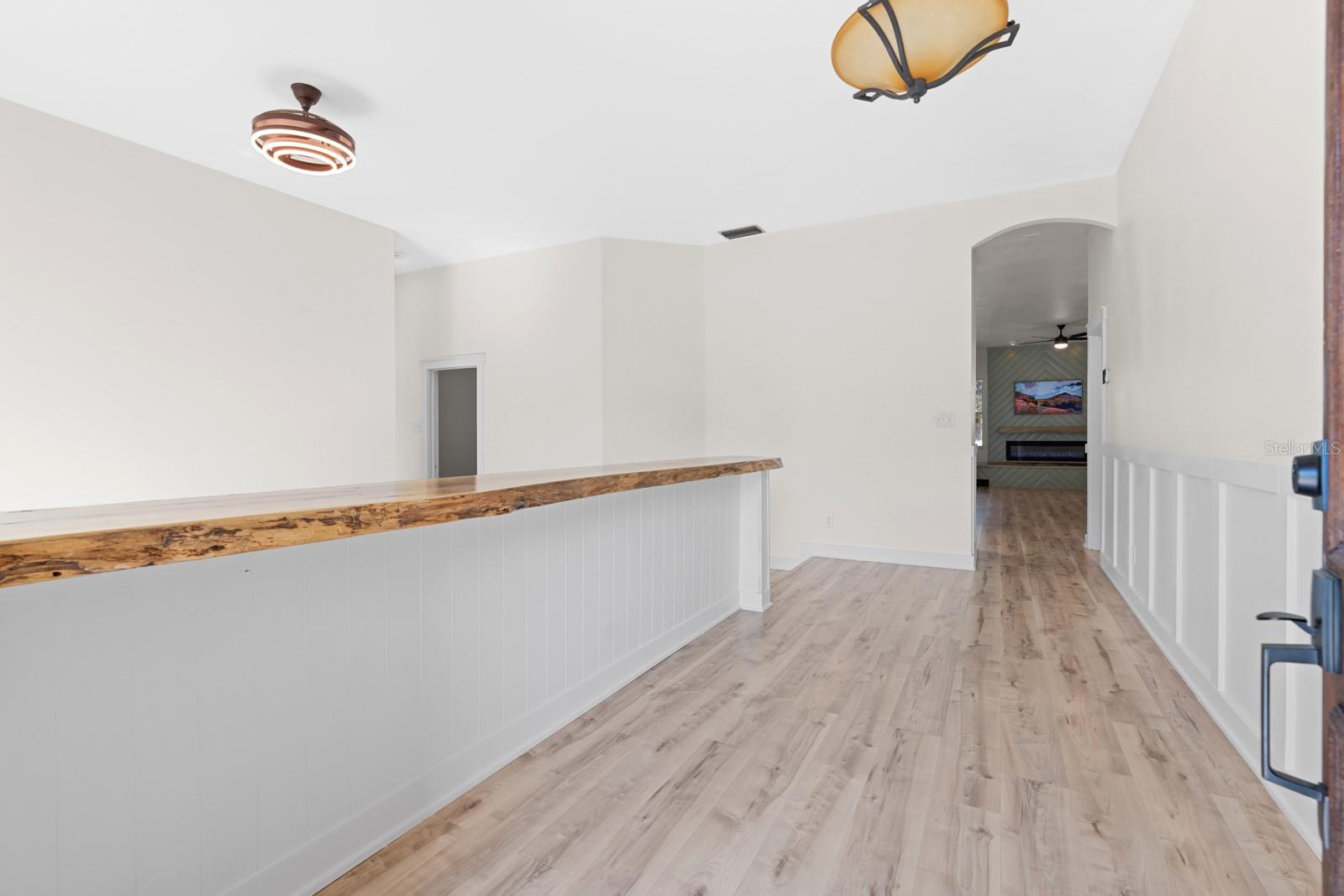 512 CAULDER PARK RD — photo 2