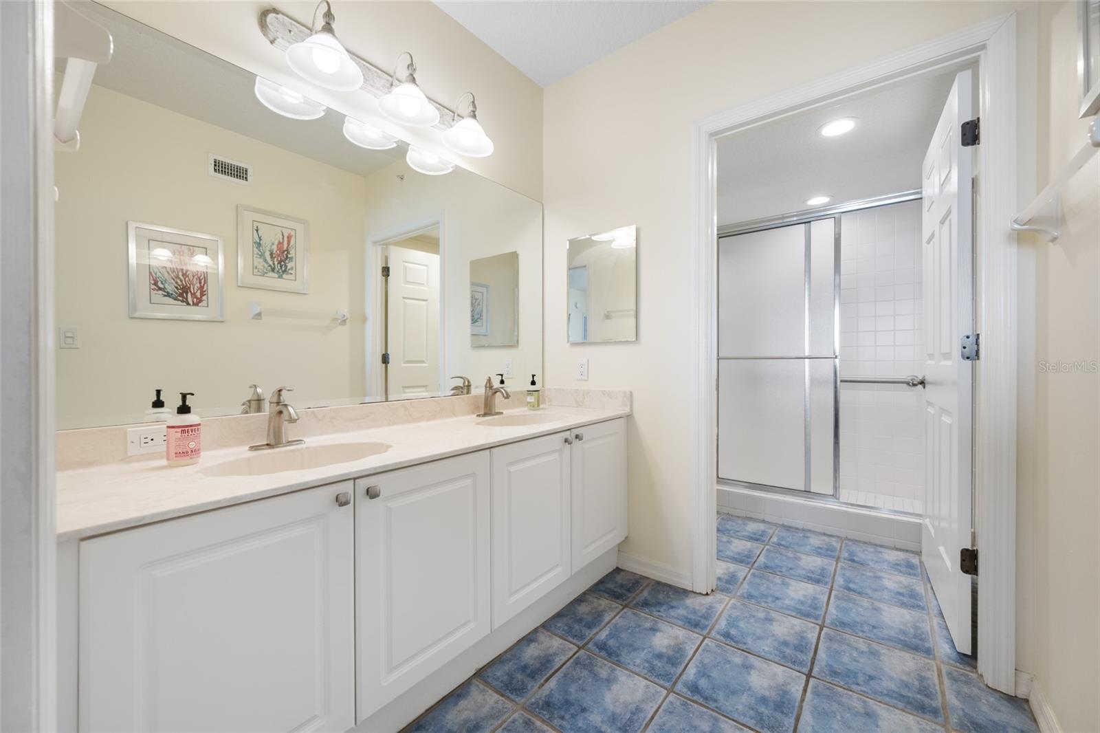 16550 GULF BLVD #645 — photo 16