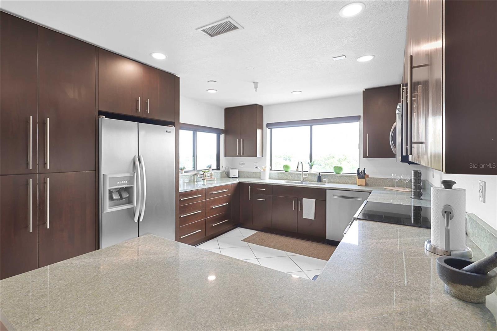 2780 N RIVERSIDE DR #502 — photo 44
