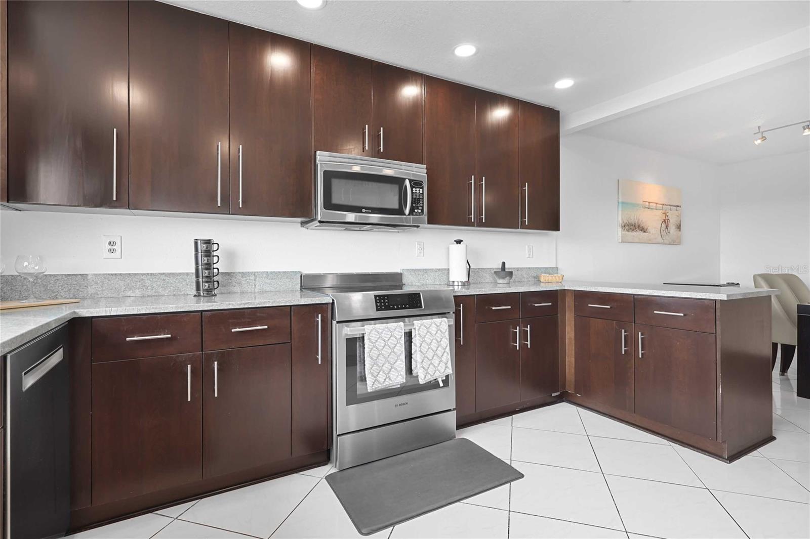 2780 N RIVERSIDE DR #502 — photo 46
