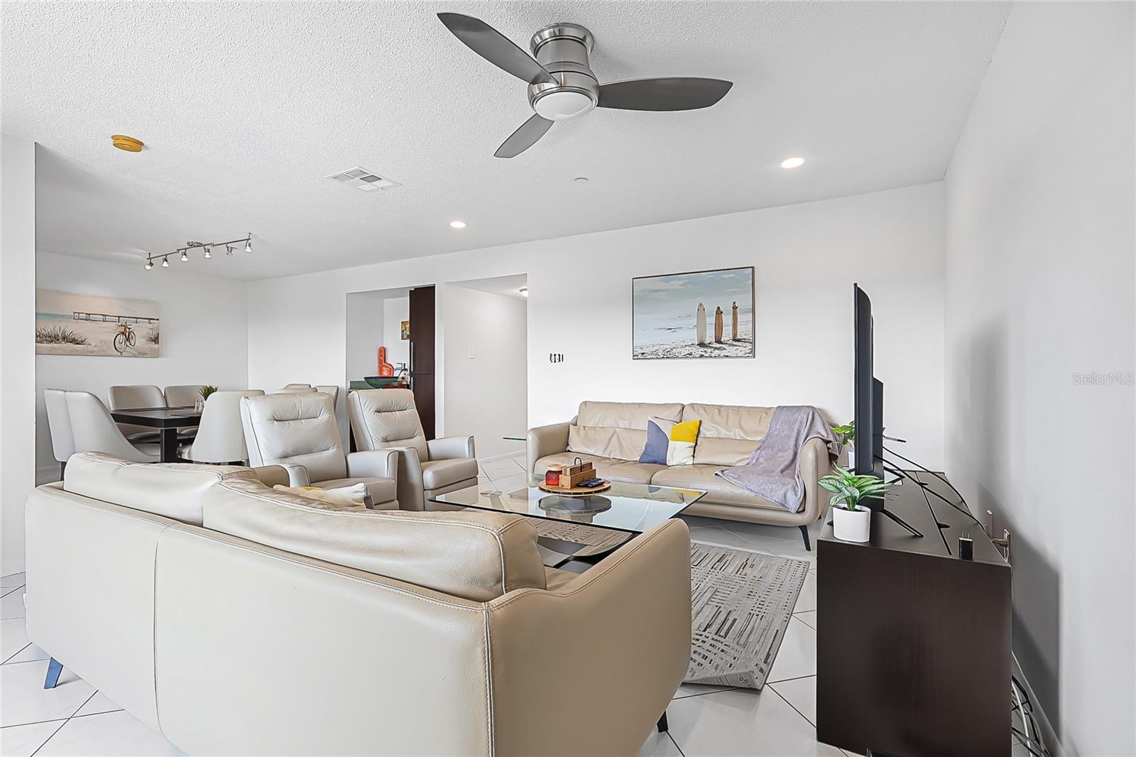 2780 N RIVERSIDE DR #502 — photo 37