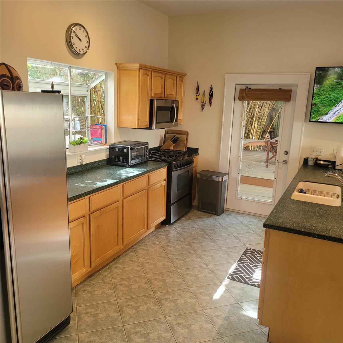 2916 W BAY COURT AVE — photo 7
