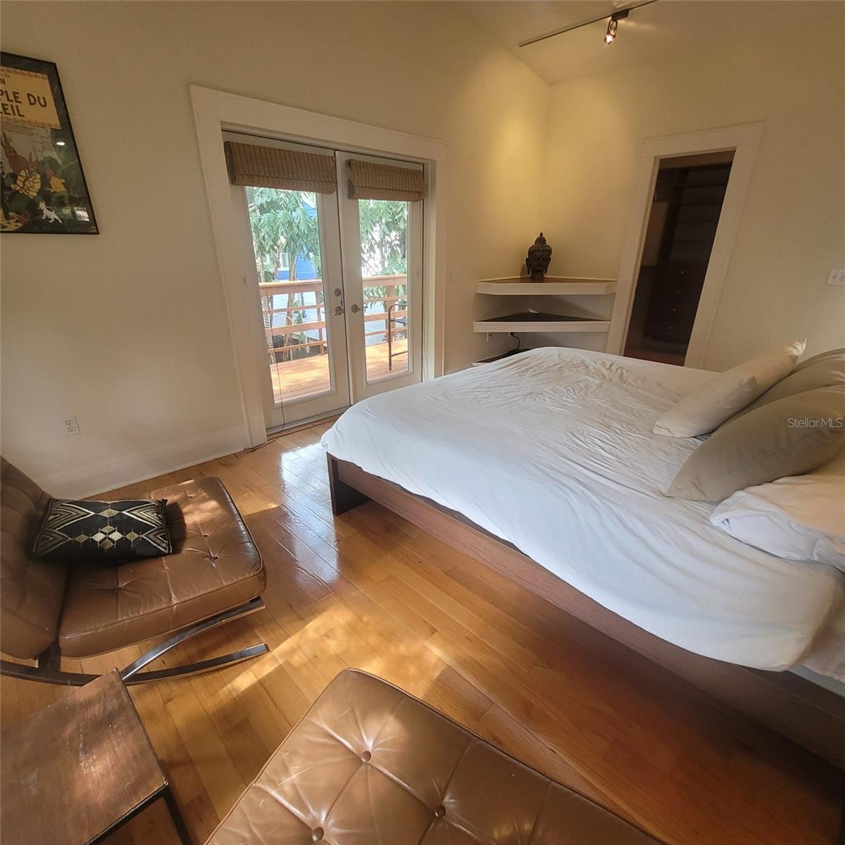 2916 W BAY COURT AVE — photo 23