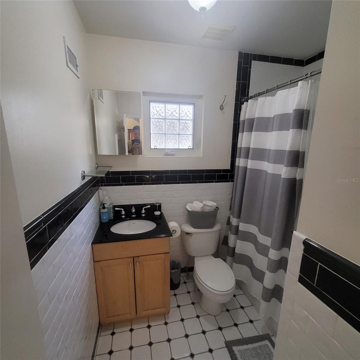 2916 W BAY COURT AVE — photo 42