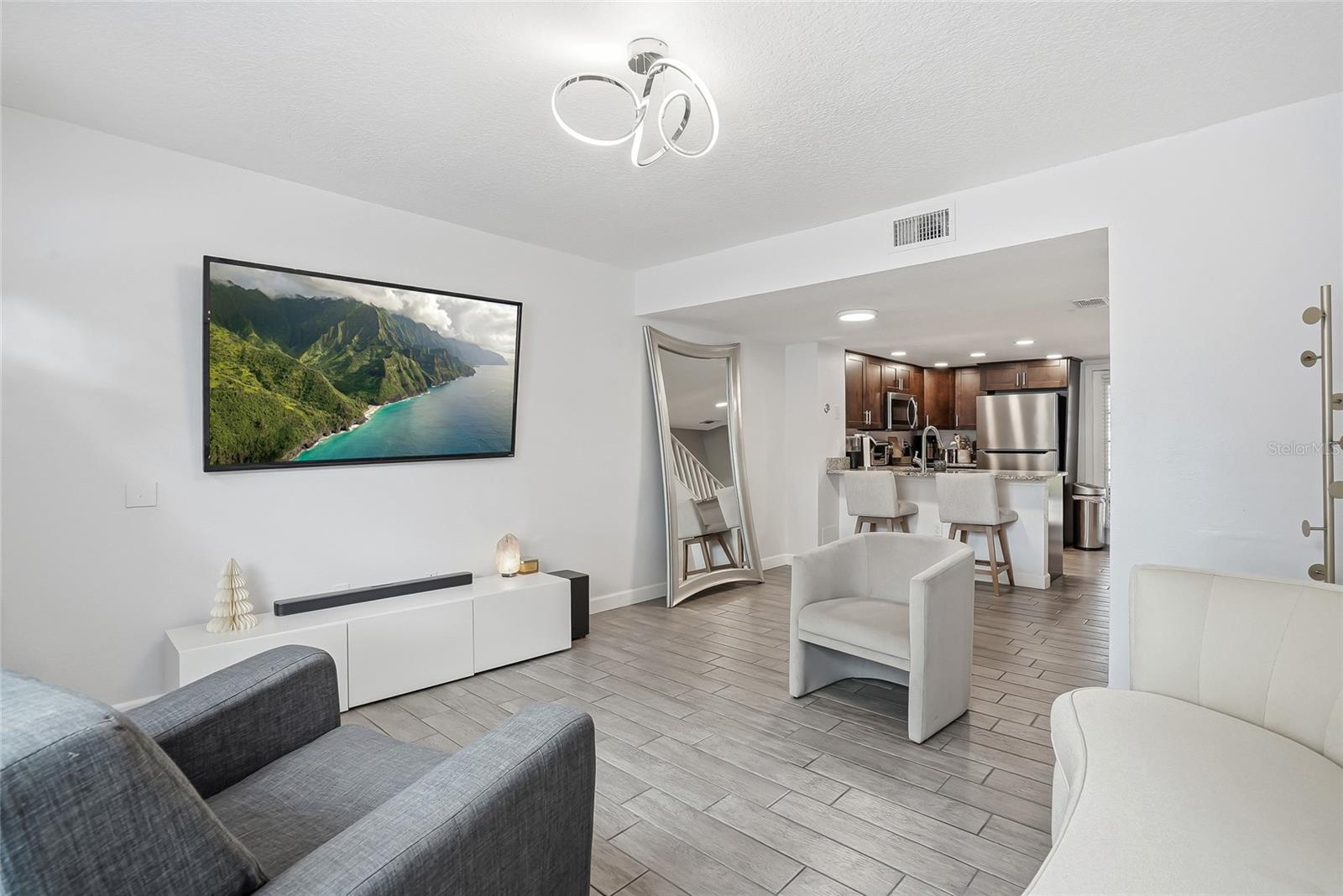 2209 FLETCHERS POINT CIR — photo 10