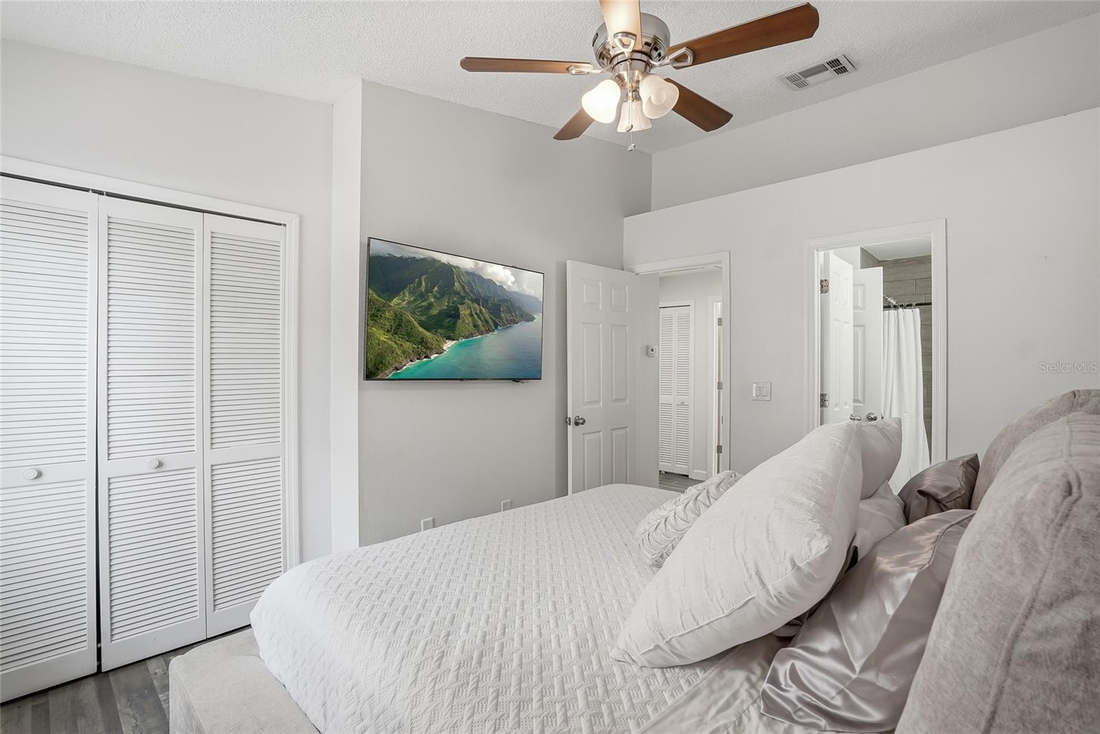 2209 FLETCHERS POINT CIR — photo 22