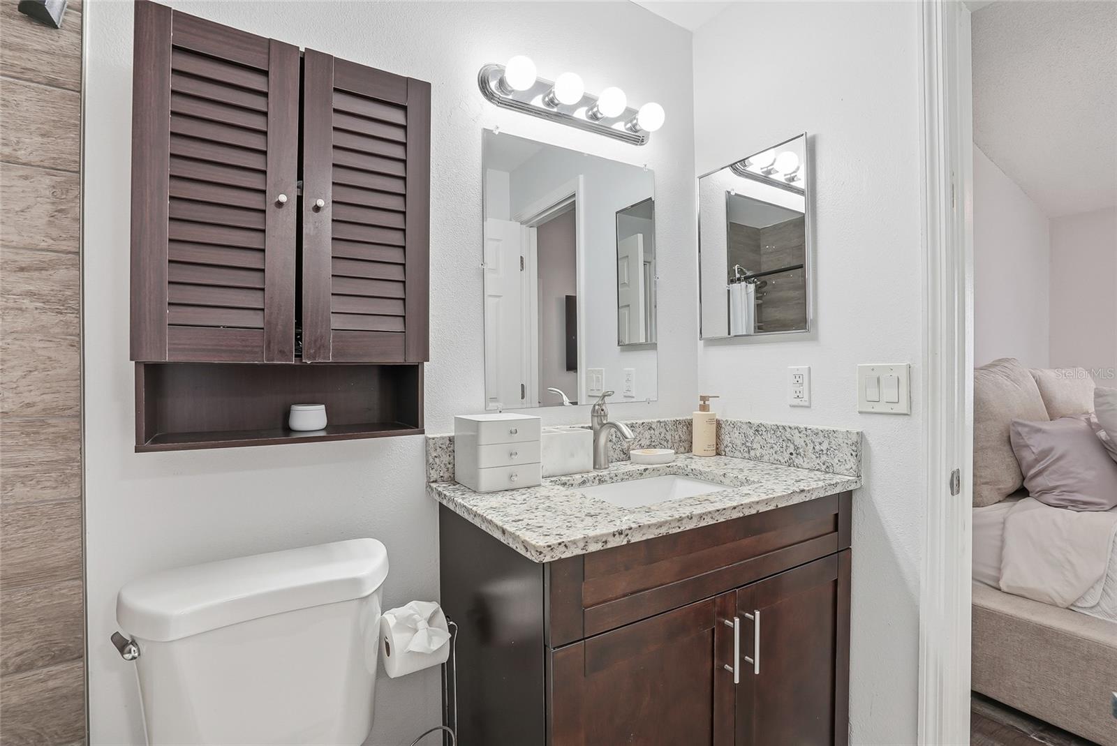 2209 FLETCHERS POINT CIR — photo 26