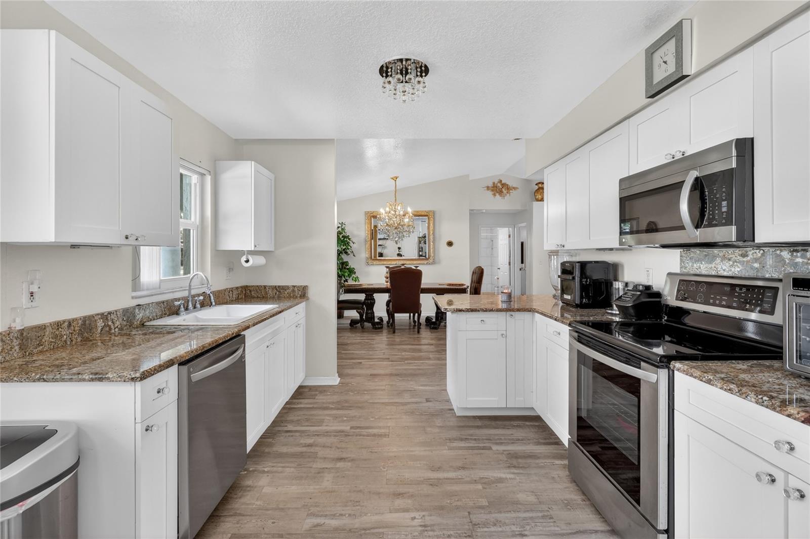 7608 COPELAND RD — photo 24