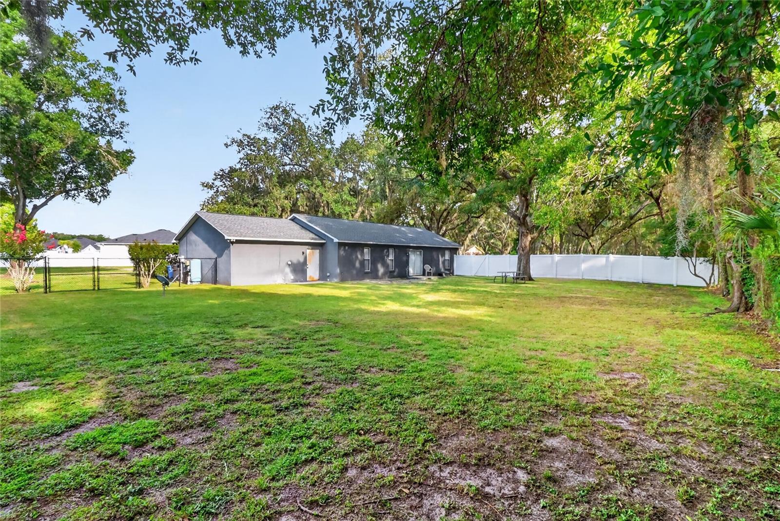 7608 COPELAND RD — photo 42