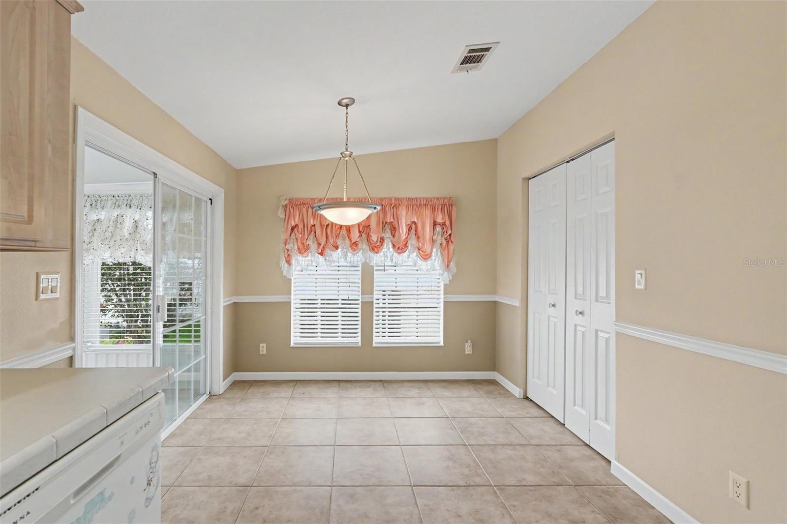 37536 GILL AVE — photo 12