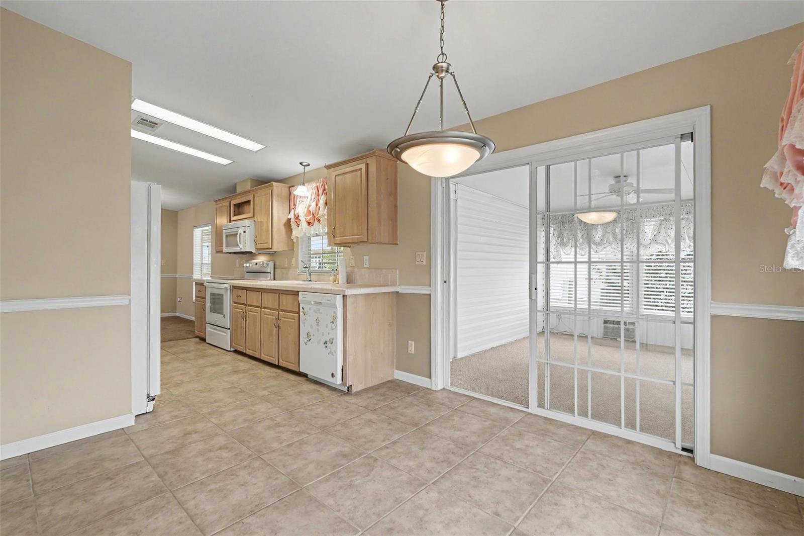 37536 GILL AVE — photo 8