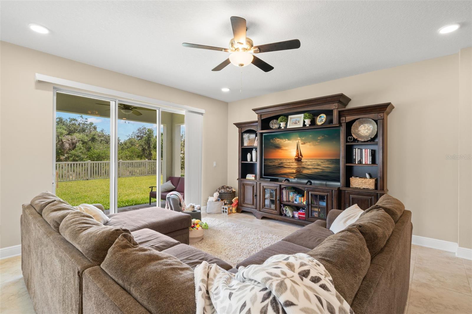 3134 MARINE GRASS DR — photo 10