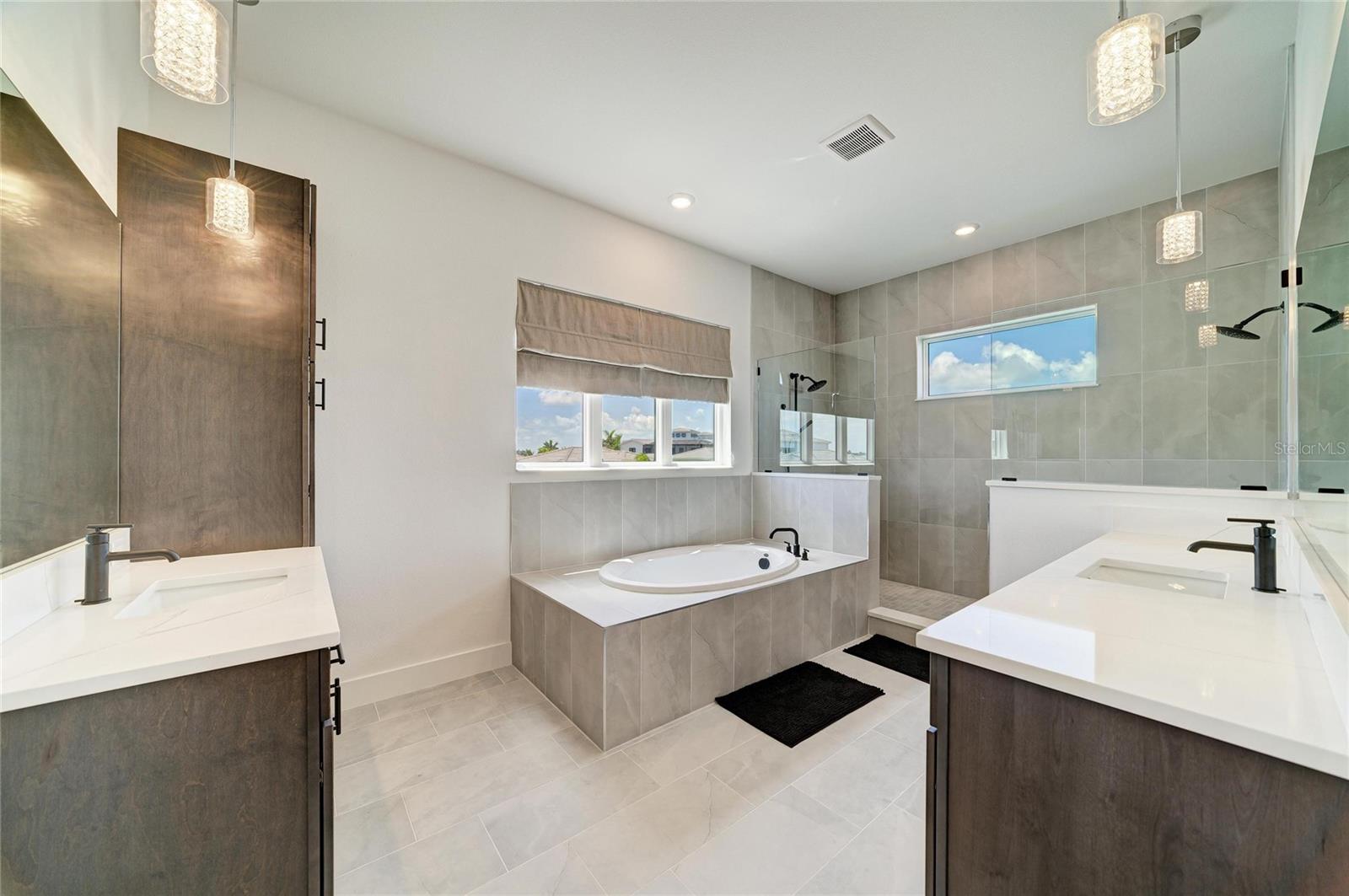 5935 CAT CLAW LN — photo 24