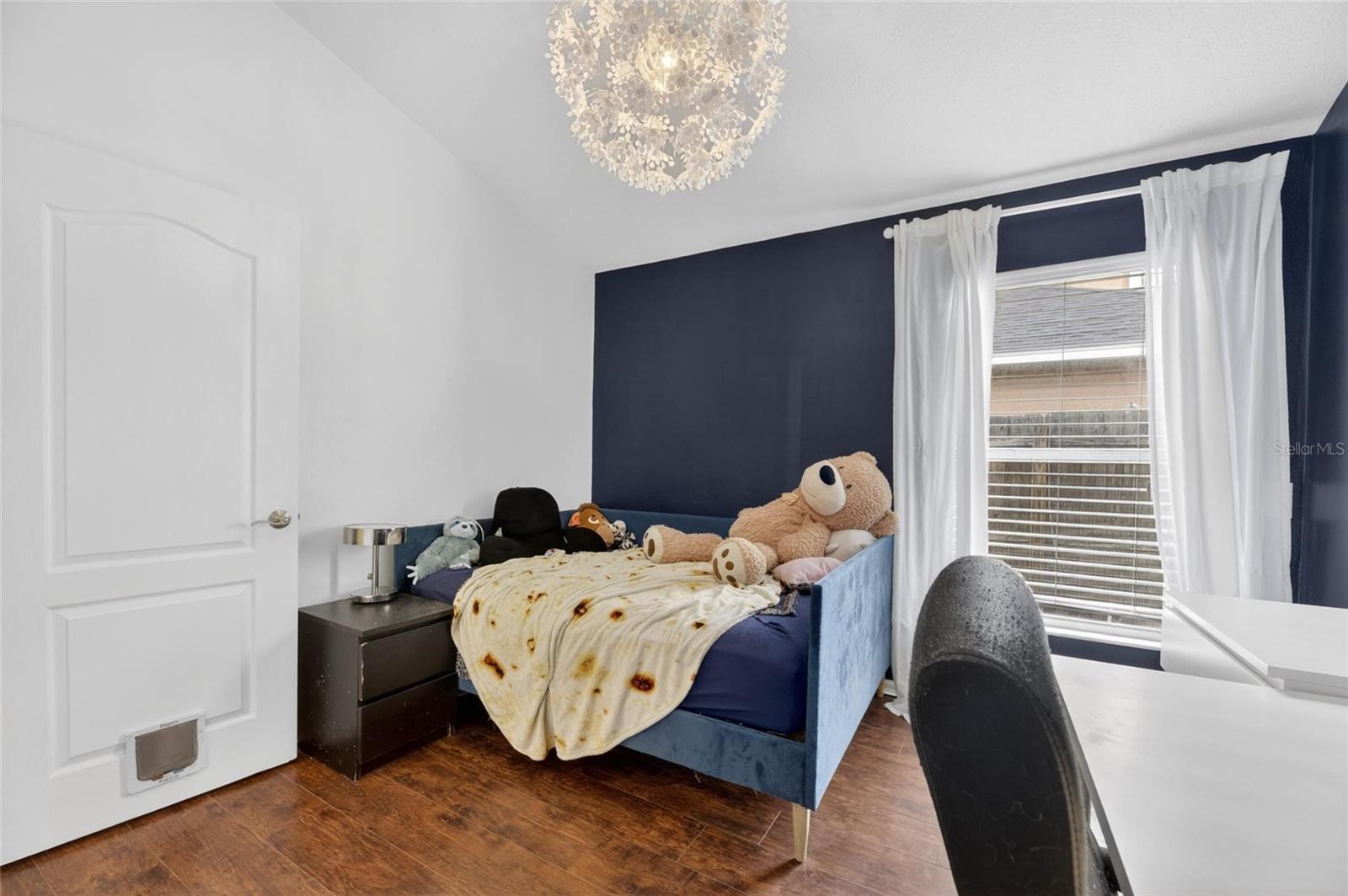 11901 NORTHUMBERLAND DR — photo 19