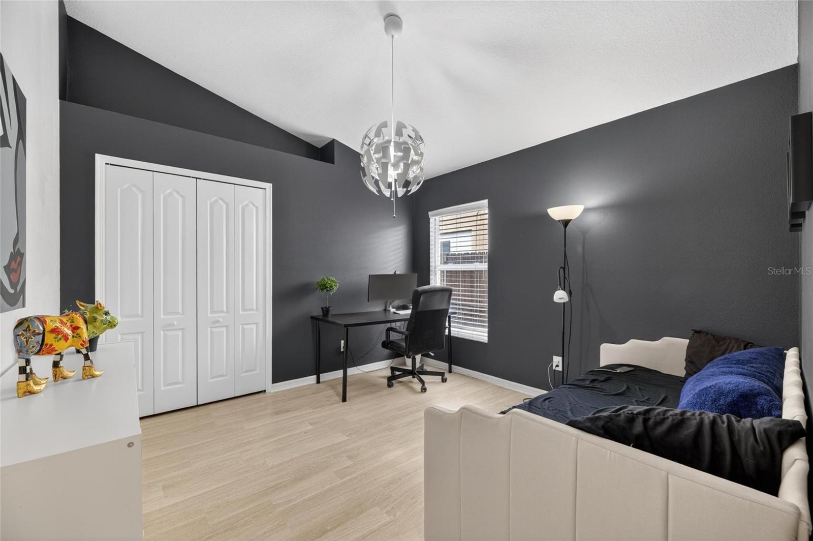 11901 NORTHUMBERLAND DR — photo 14