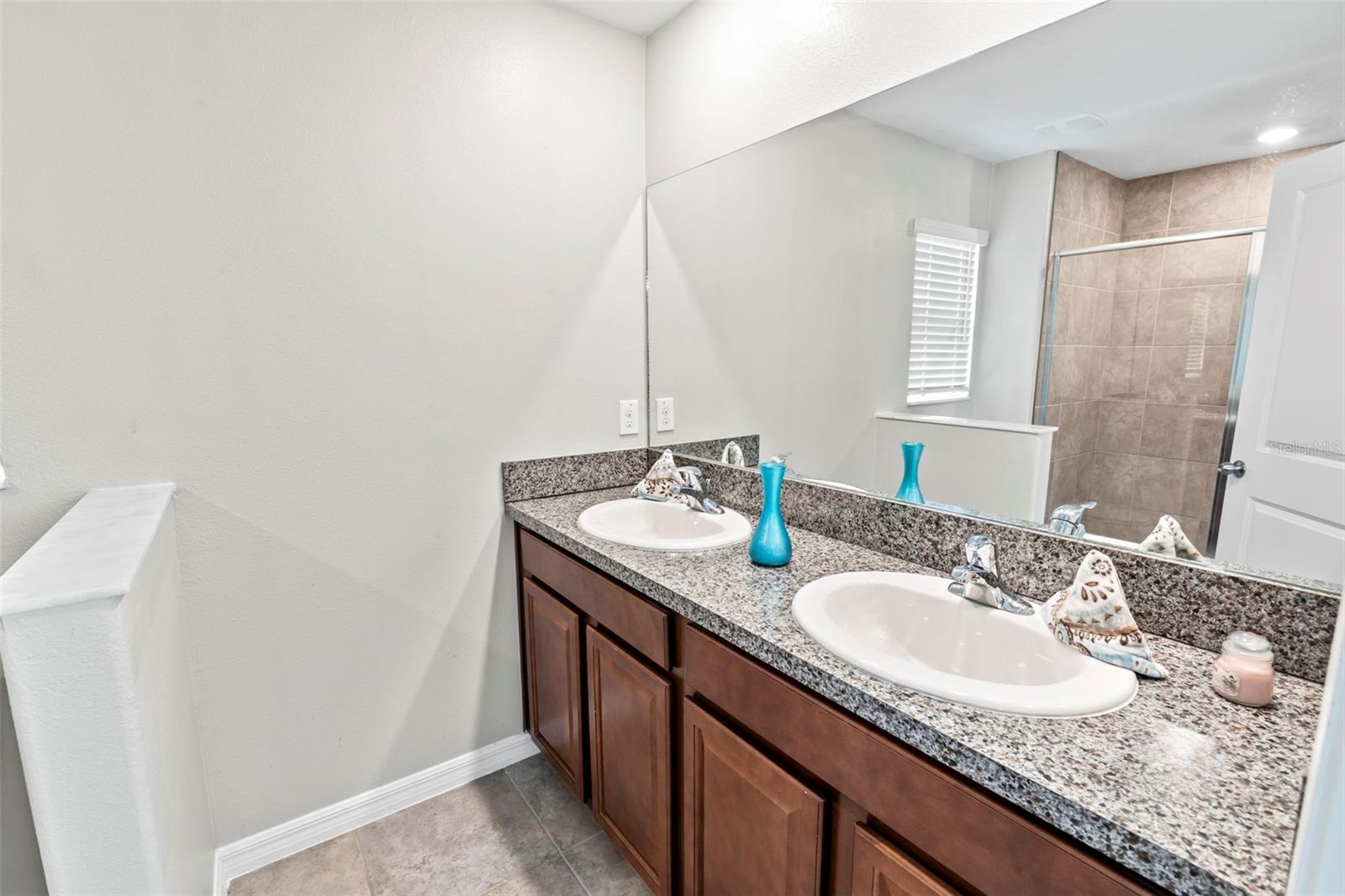 15504 FLORENCE HOLLOW PL — photo 34