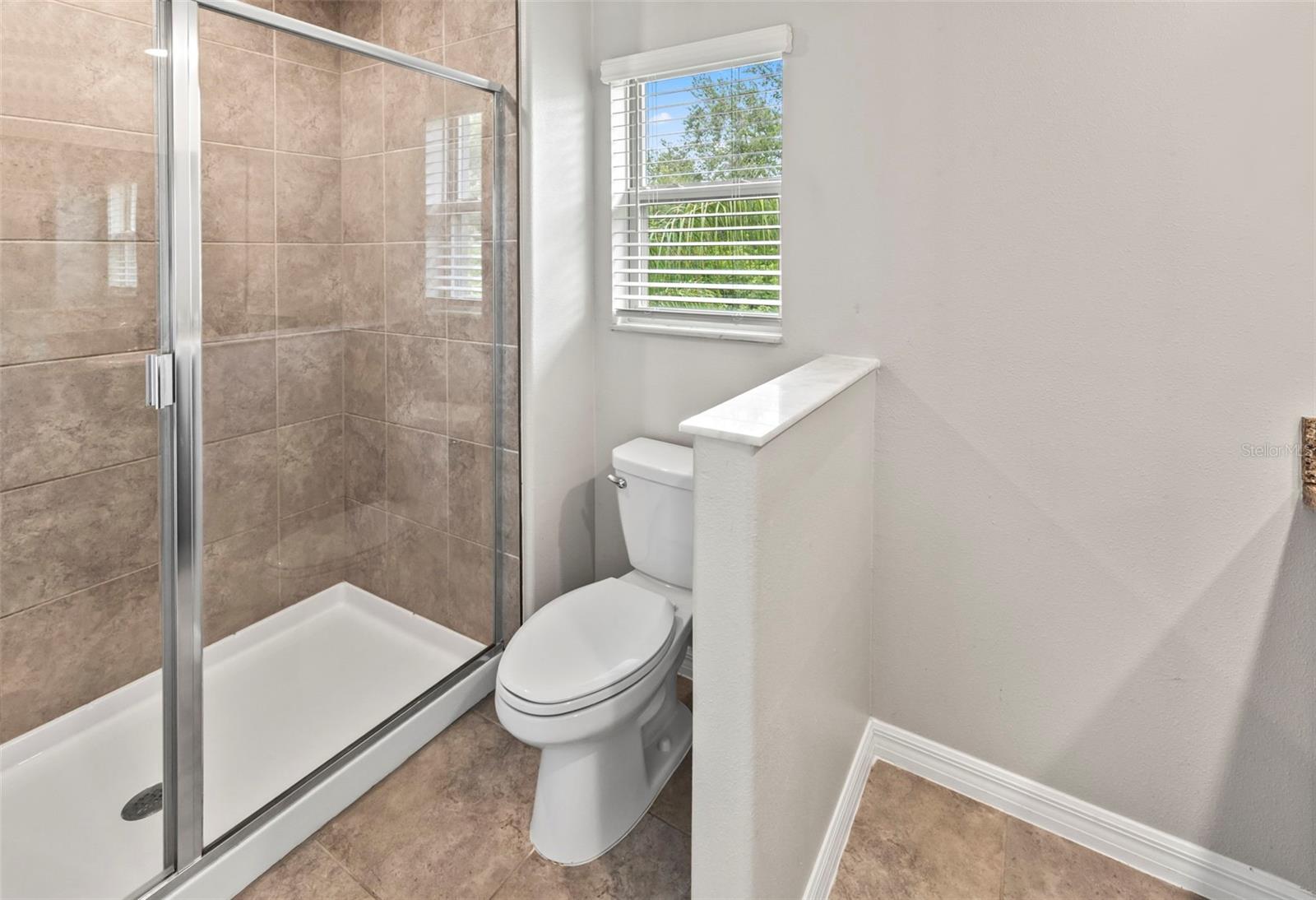 15504 FLORENCE HOLLOW PL — photo 33