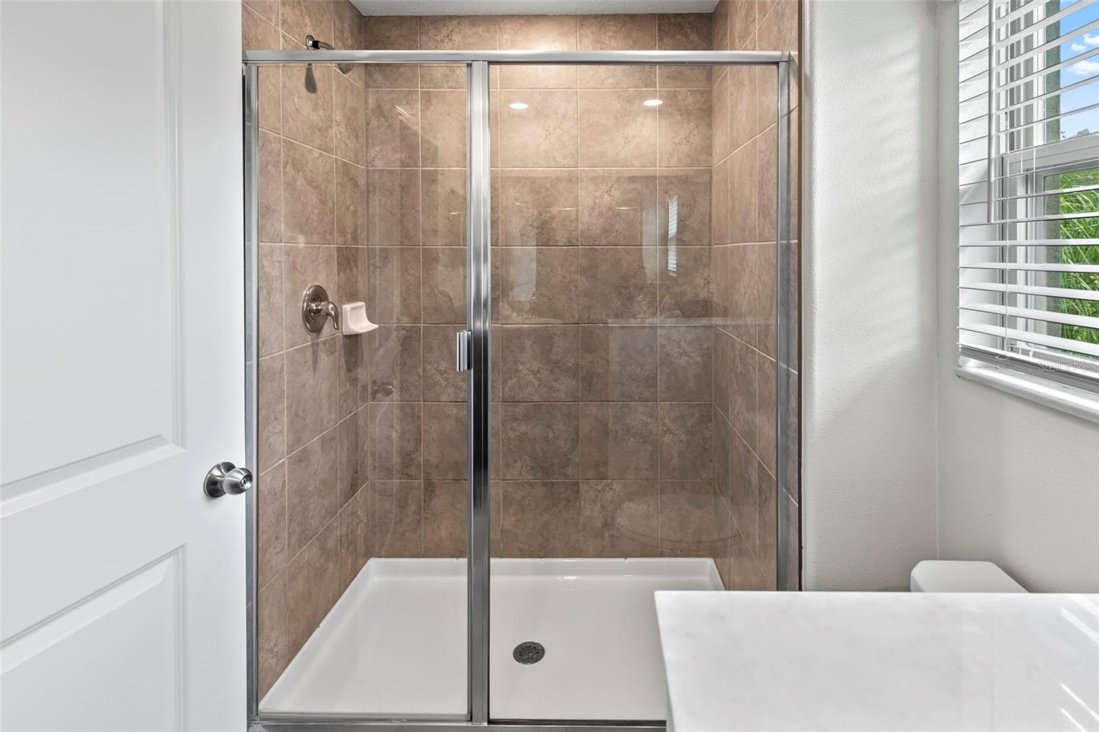 15504 FLORENCE HOLLOW PL — photo 35