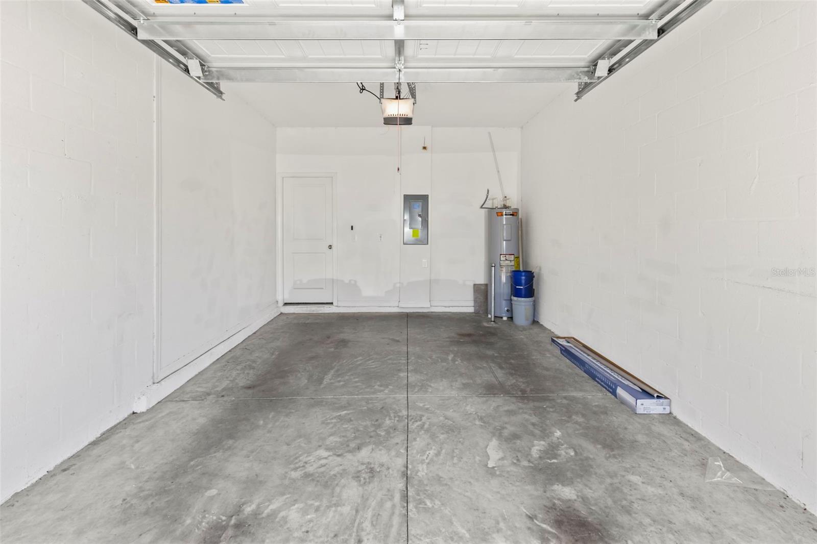 15504 FLORENCE HOLLOW PL — photo 36