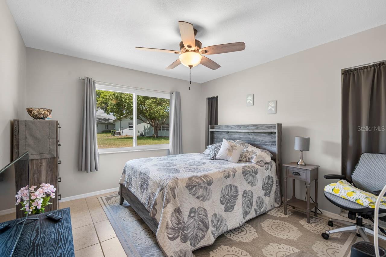 1906 CANTERBURY LN #26 — photo 14
