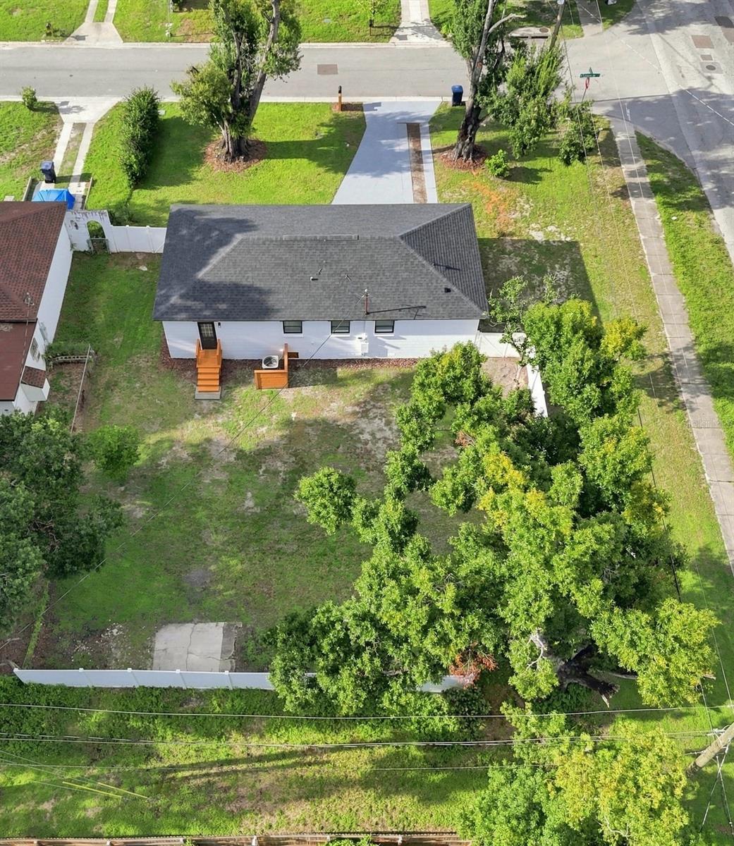1702 W JOHNSTON AVE — photo 49