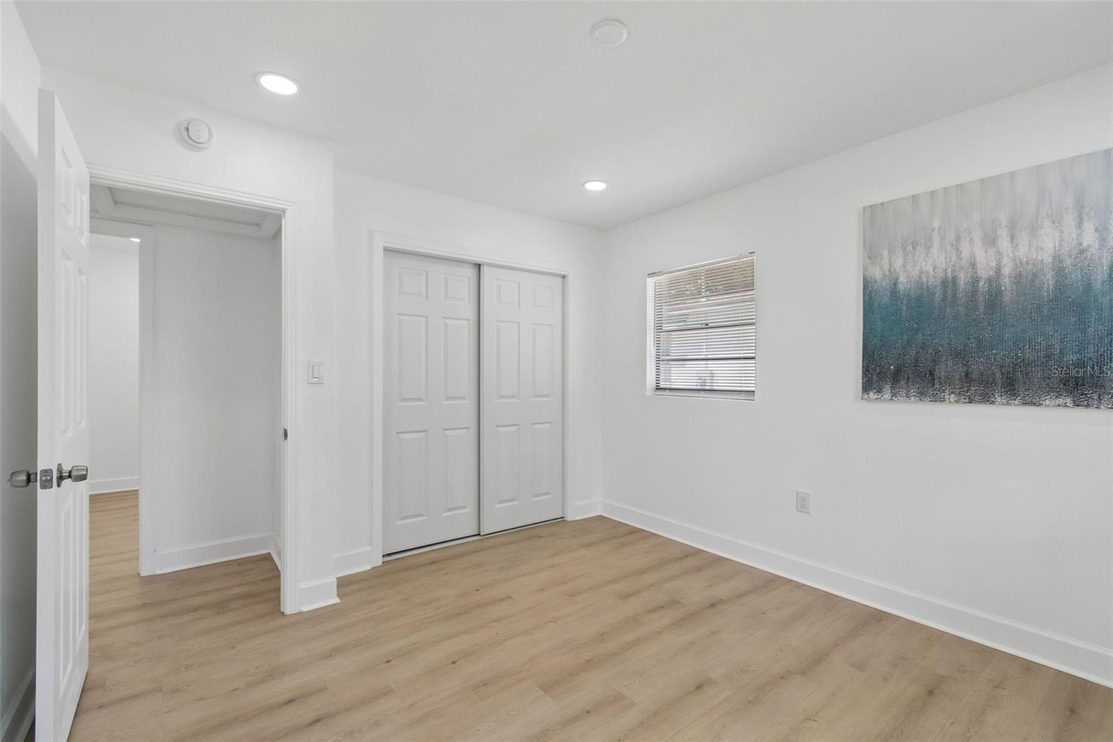 1702 W JOHNSTON AVE — photo 33