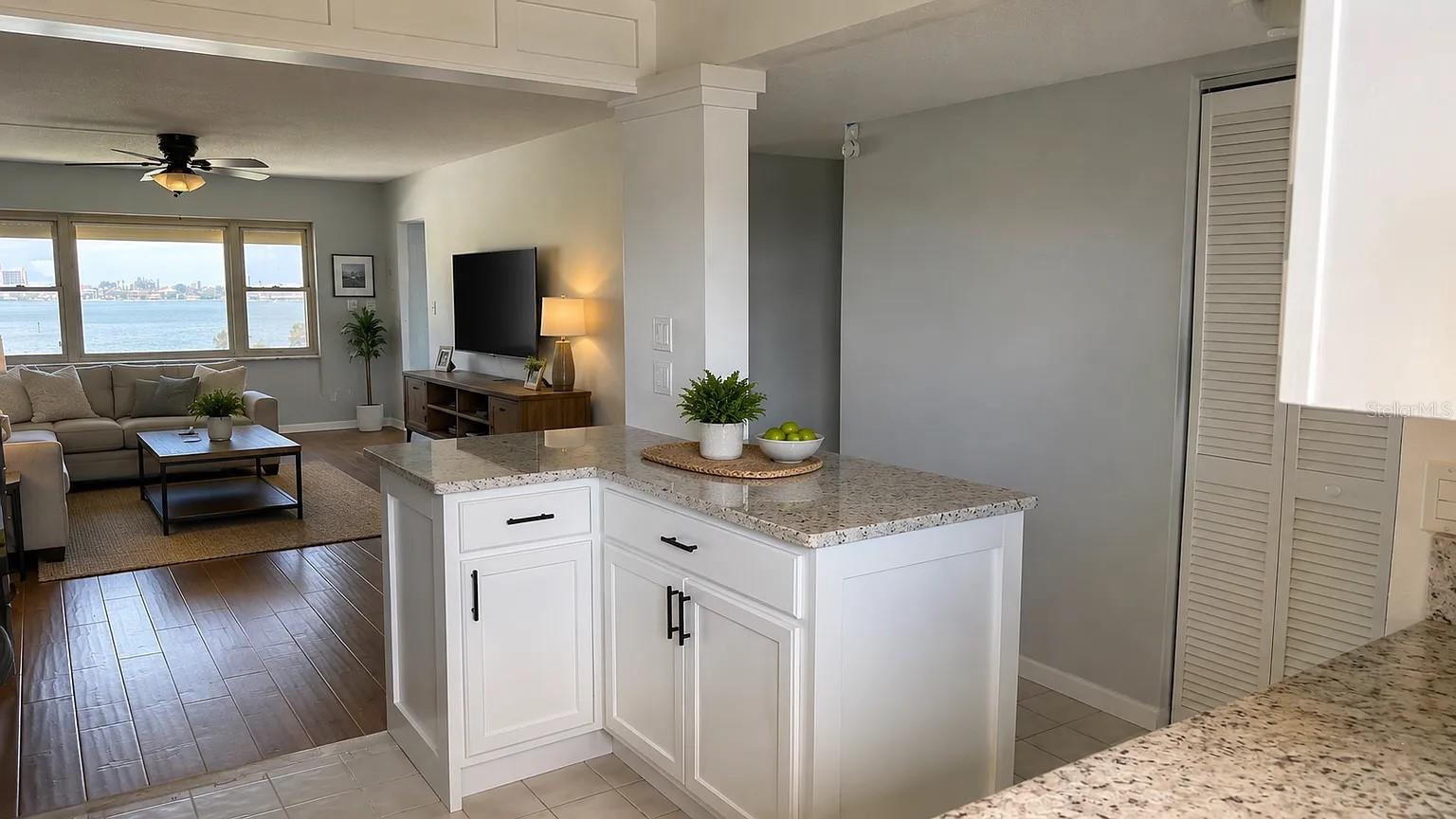 4575 COVE CIR #703 — photo 4