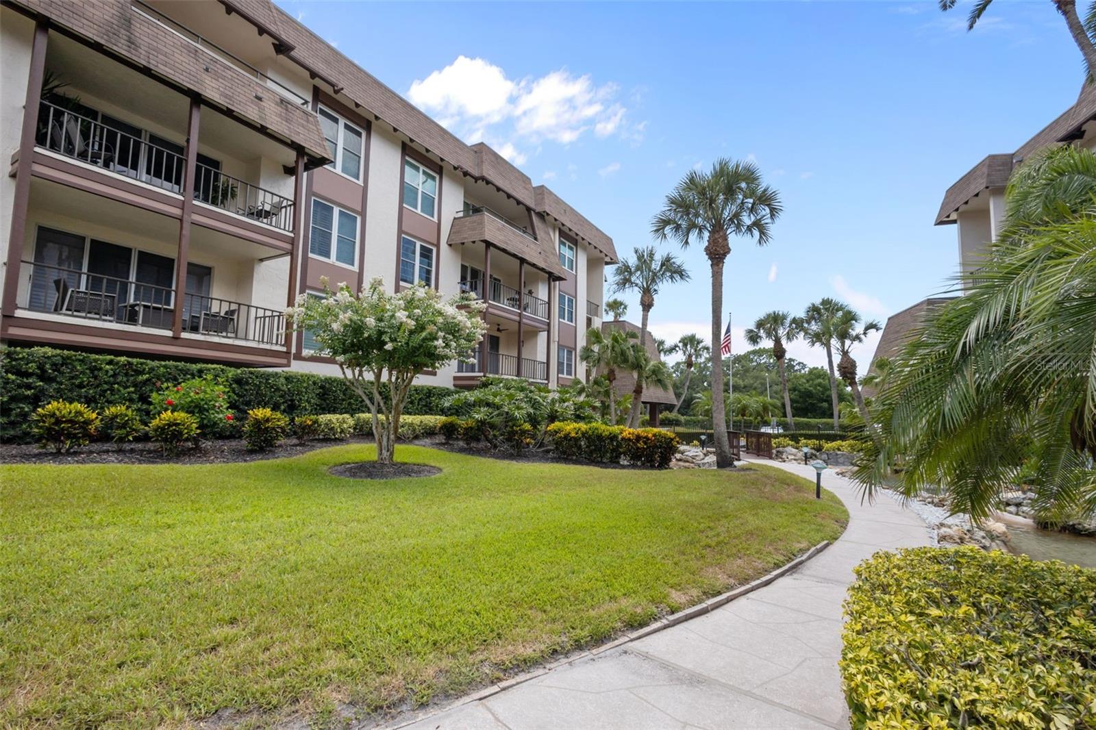 3021 COUNTRYSIDE BLVD #21A — photo 25