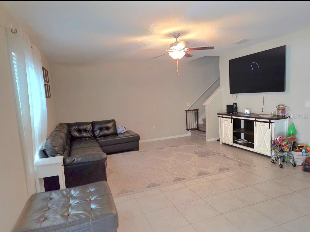 1561 FLOWER DUST DR — photo 17