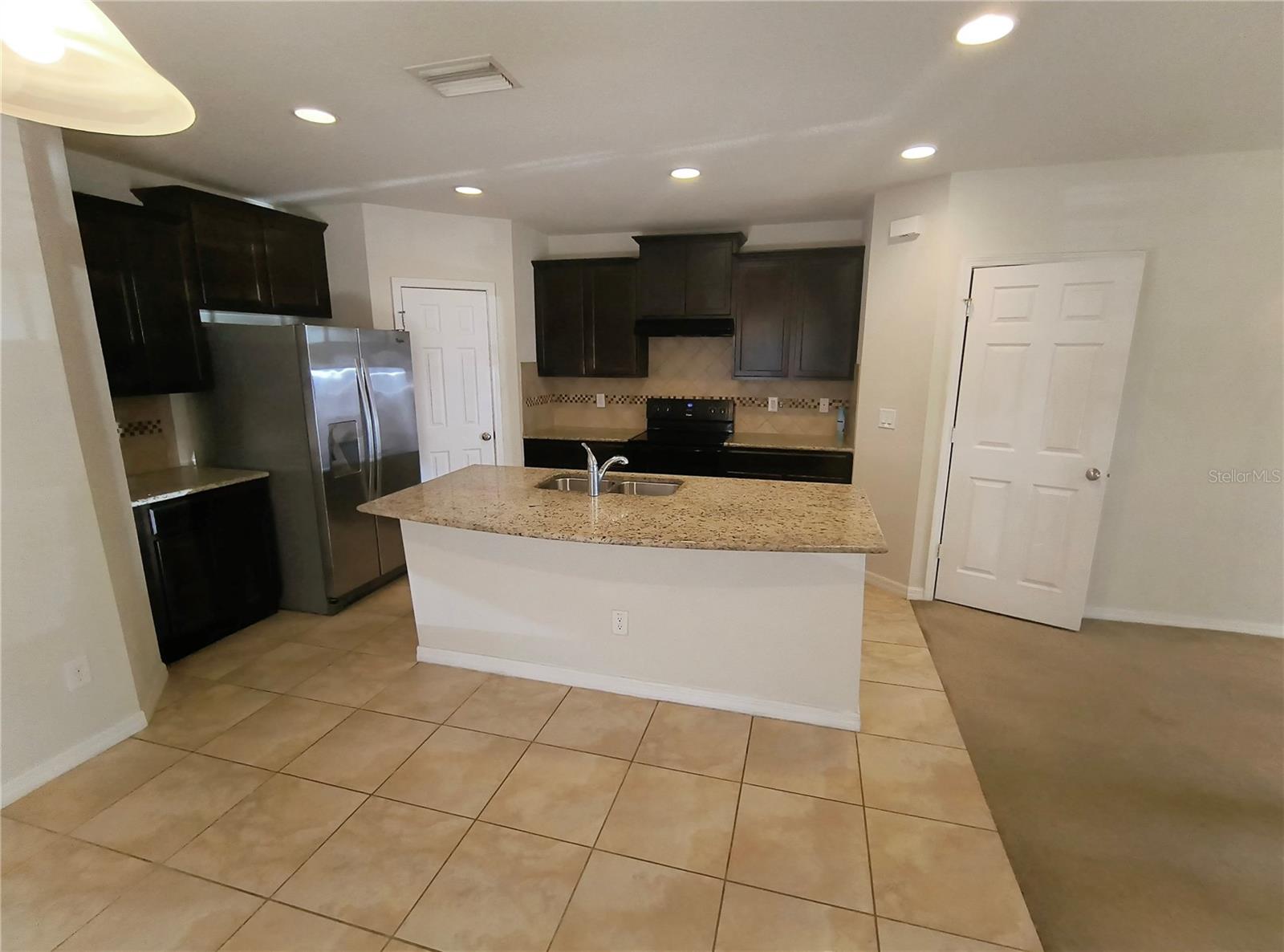 4754 CHATTERTON WAY — photo 9