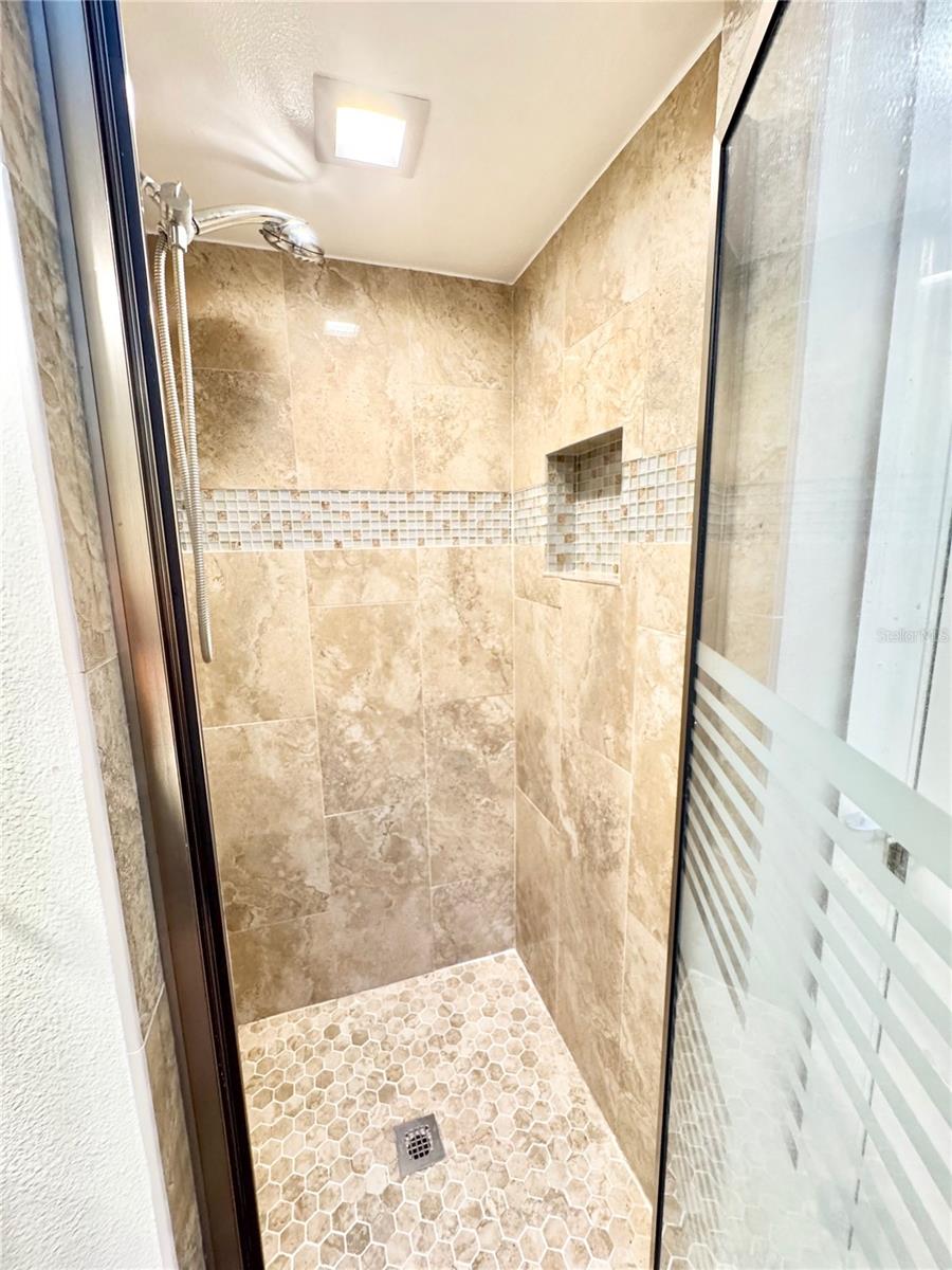 603 GARLAND CIR — photo 21