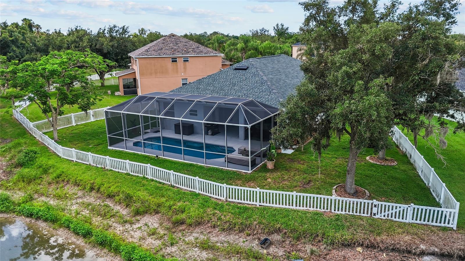 4527 FERRYS MILL PL — photo 44