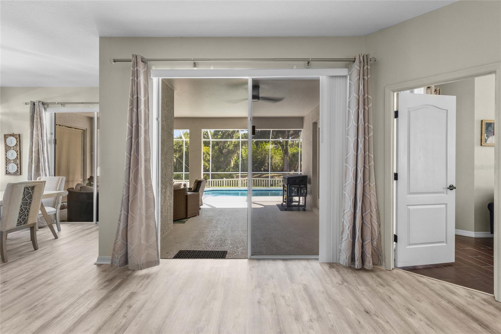 4527 FERRYS MILL PL — photo 9