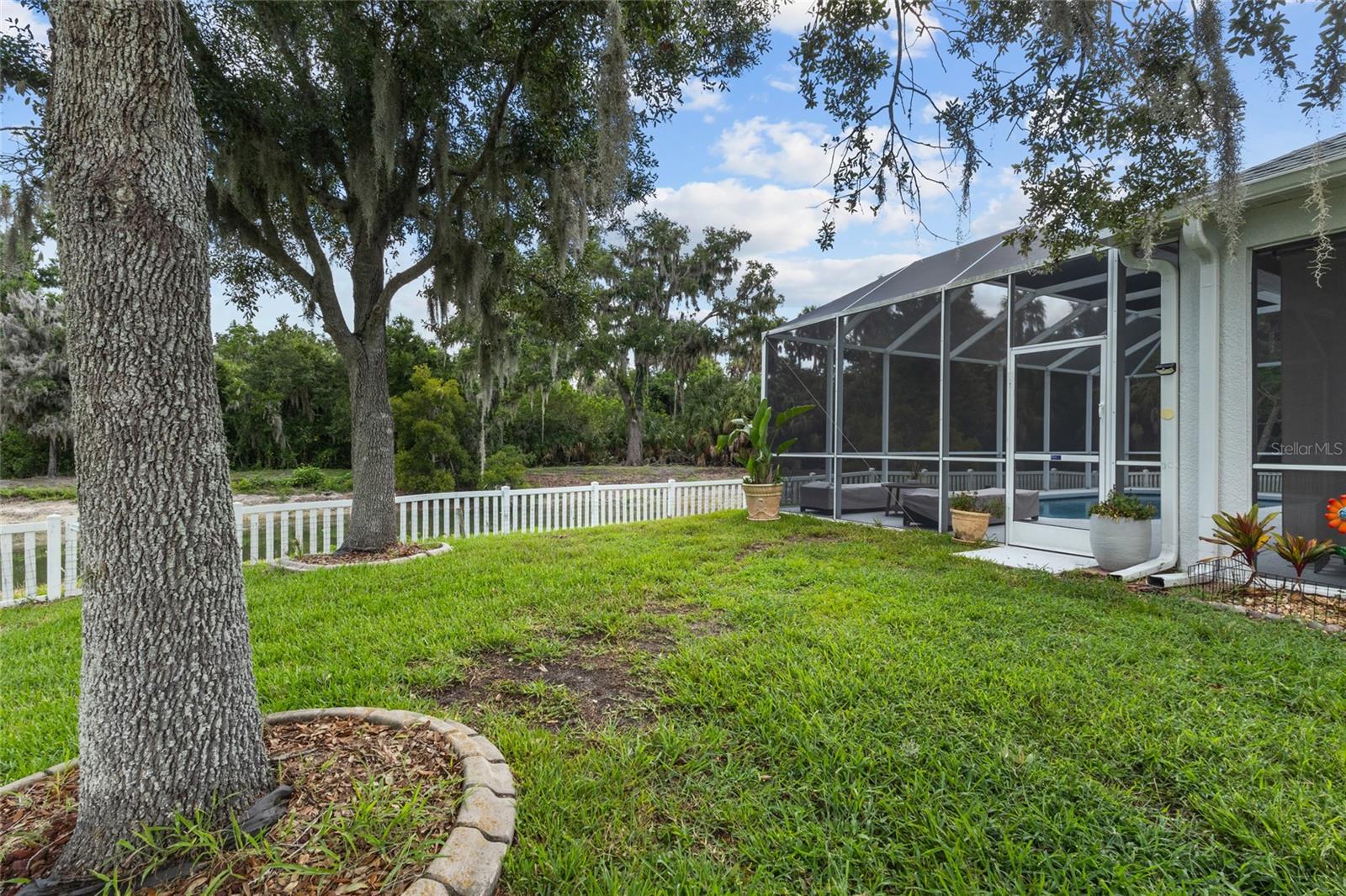 4527 FERRYS MILL PL — photo 41